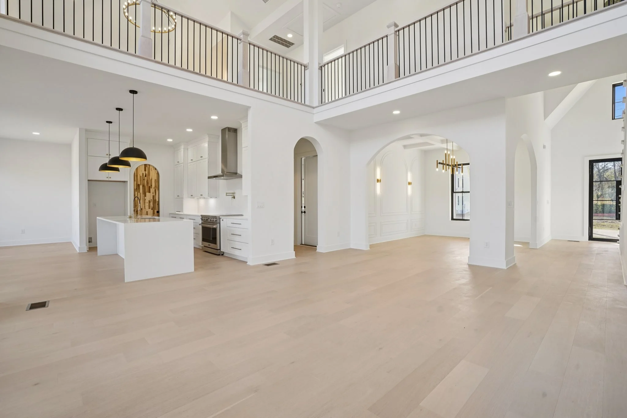 13-web-or-mls-Watsonwood Dr-S2711-011.jpg