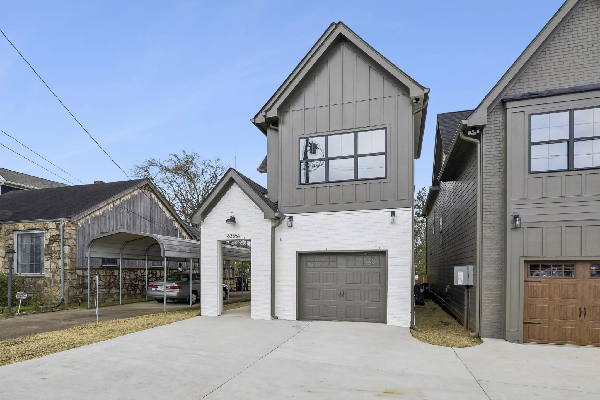 3-6335 Columbia Ave A - 003.JPG