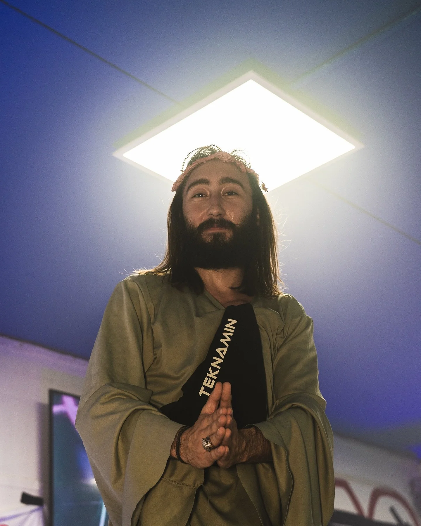 ✝️𝐅𝐎𝐓𝐎 𝟐 𝐀𝐆𝐎𝐒𝐓𝐎✝️
𝗣𝗔𝗥𝗧𝗘 𝟭

Chi era presente al 𝗧𝗘𝗞𝗡𝗢 𝗙𝗥𝗘𝗘 𝗖𝗢𝗡𝗦𝗢𝗟𝗘 ha potuto ammirare la folle apparizione di 𝗚𝗲𝘀𝘂 durante la serata.

Questa &egrave; solo la prima parte delle magiche foto che ha fatto @sonocerrez