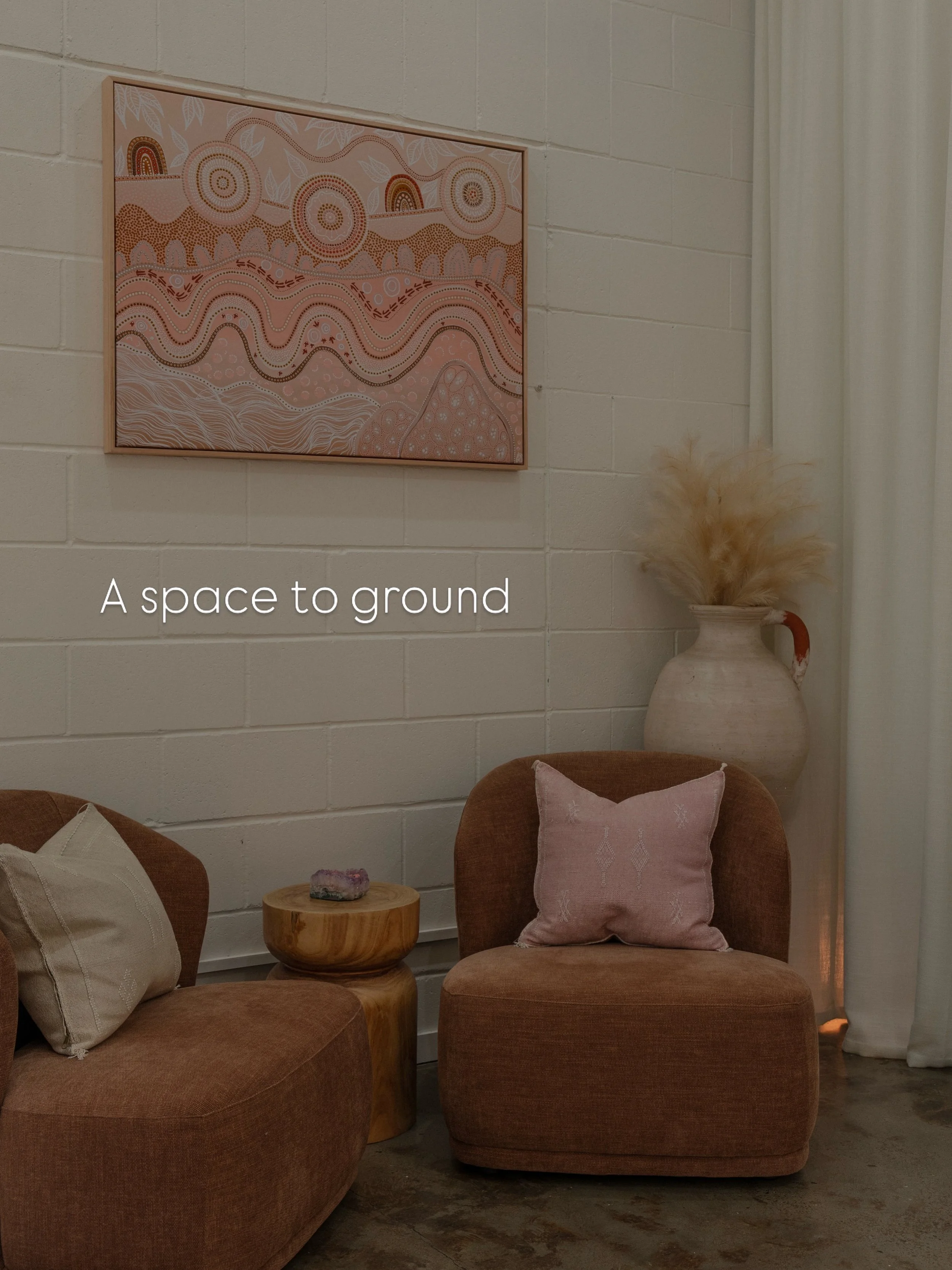 🤎 Erthed 🤎 
Your favourite space to ground, heal and connect ✨

#nervoussystem #relax #ground #heal #connect
