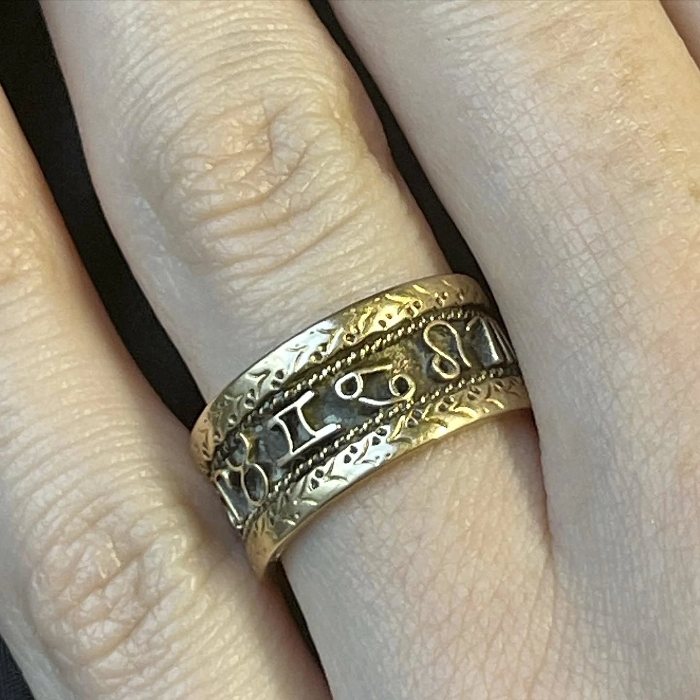 antique gold zodiac ring