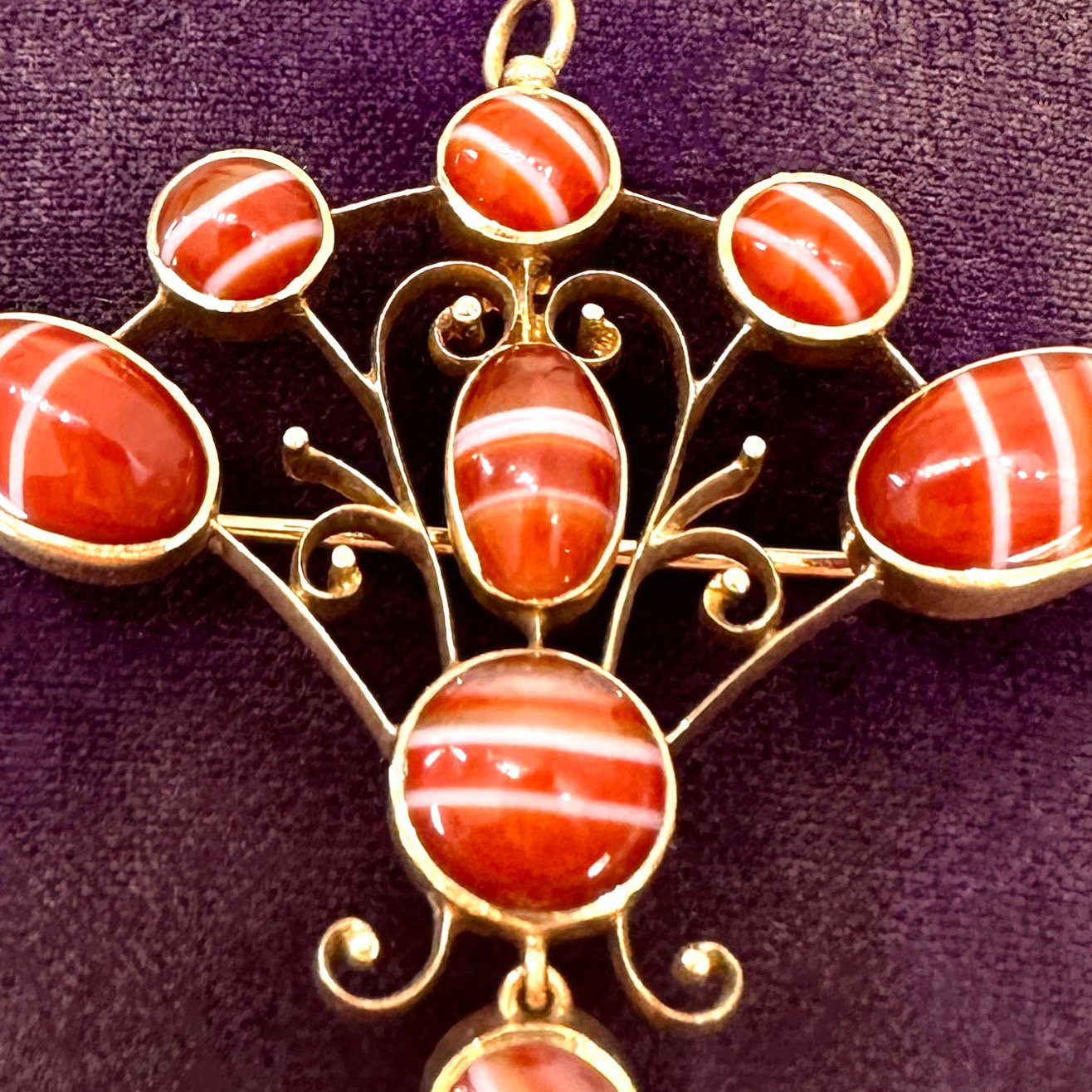 banded agate brooch