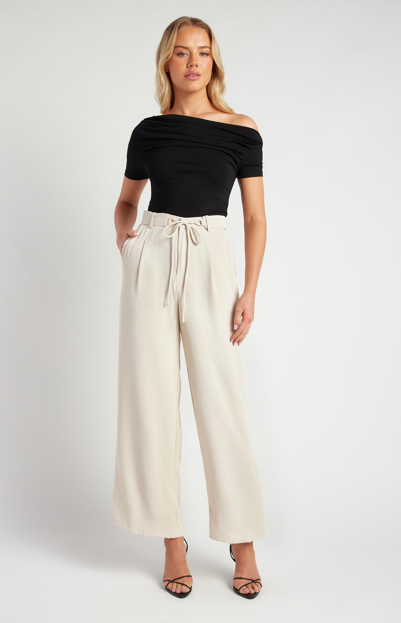 Tailored Wide-Leg Trousers