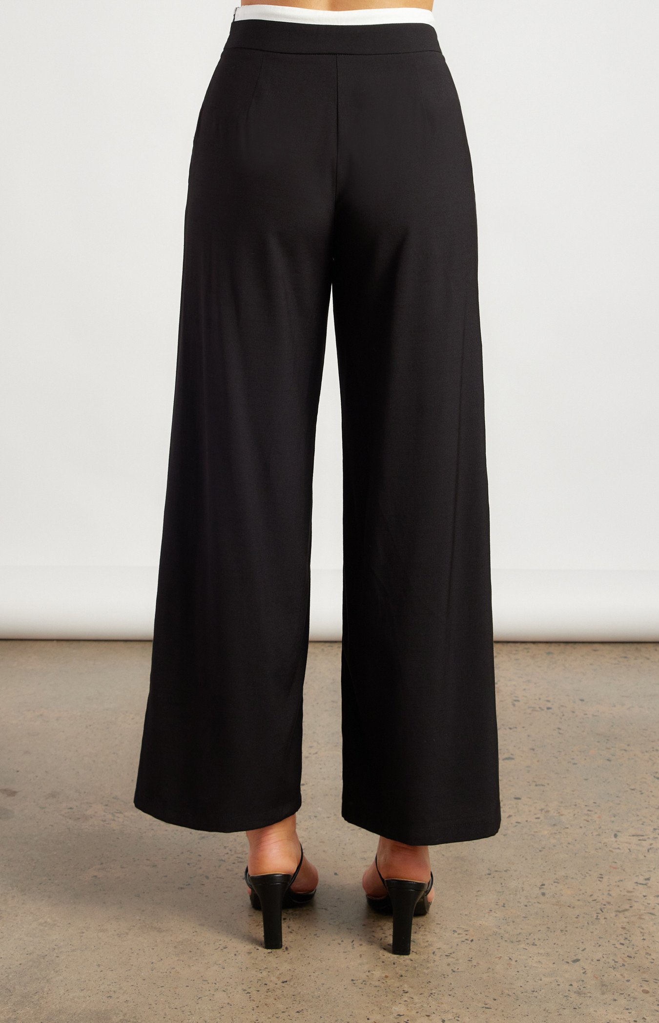 wpa292b_black_5.jpg