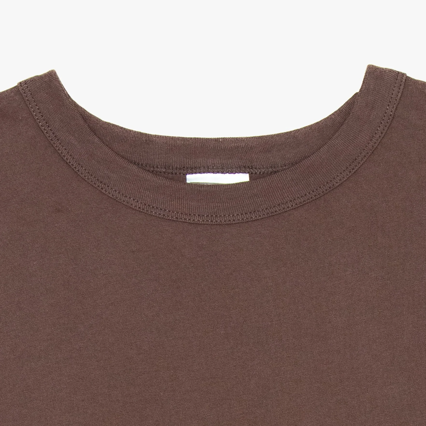 Regular_Tee_brown_detail.jpg