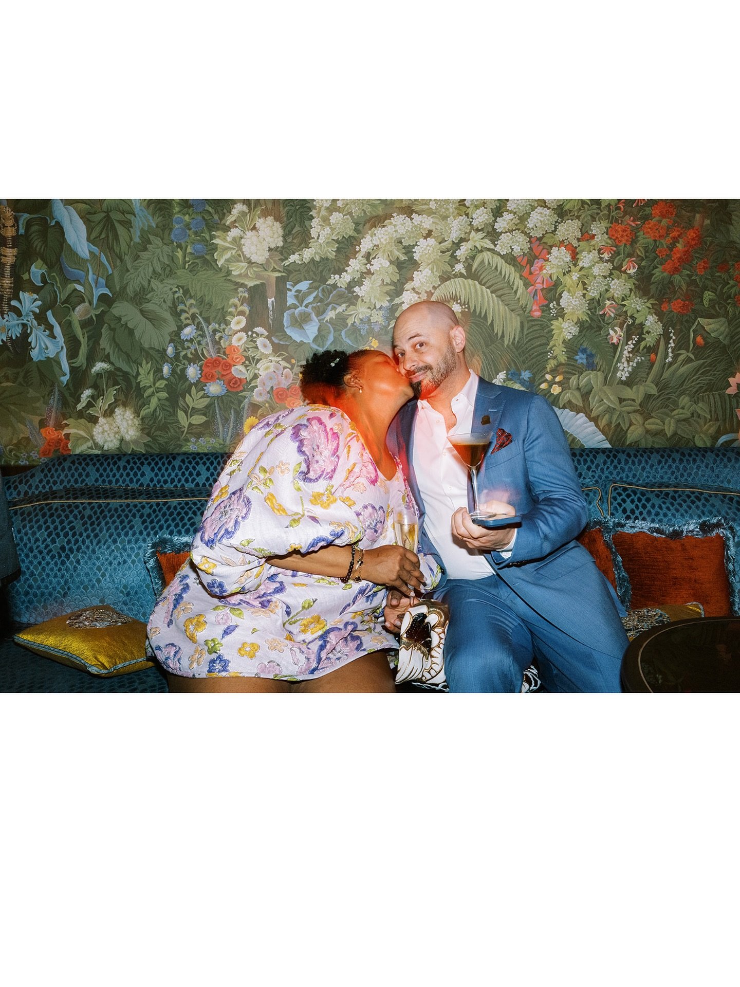 L-O-V-E.
@camilleparsongoldstein @michellerago @tonymarklew @claridgeshotel @alrmusic @muddlingmemories