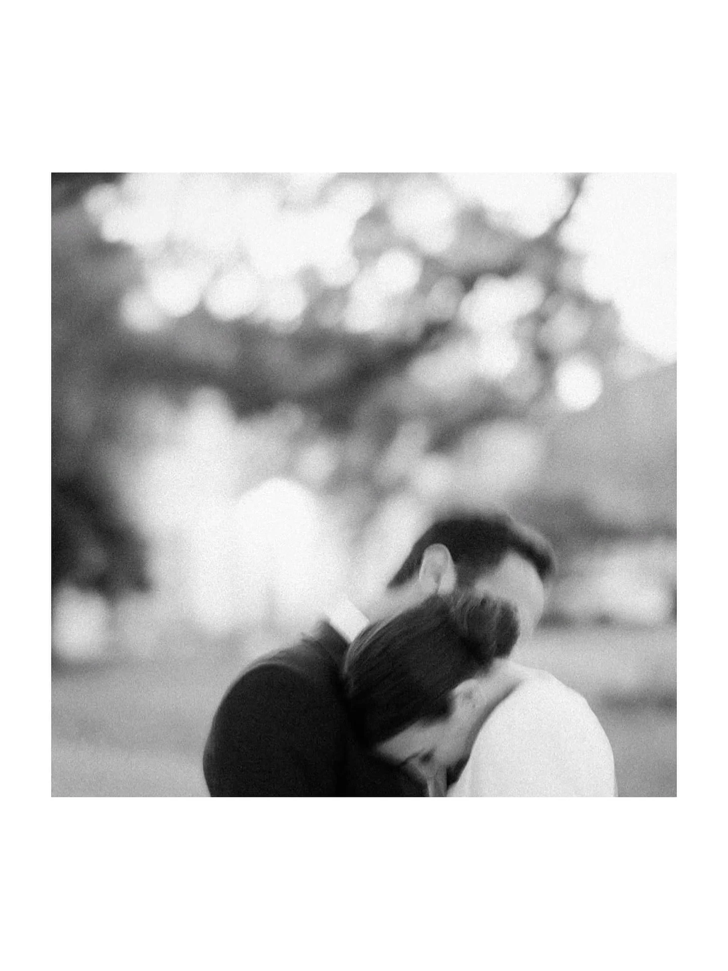 Missed focus! Oh well... &quot;Sharpness is a bourgeois concept&quot; - Henri Cartier-Bresson -