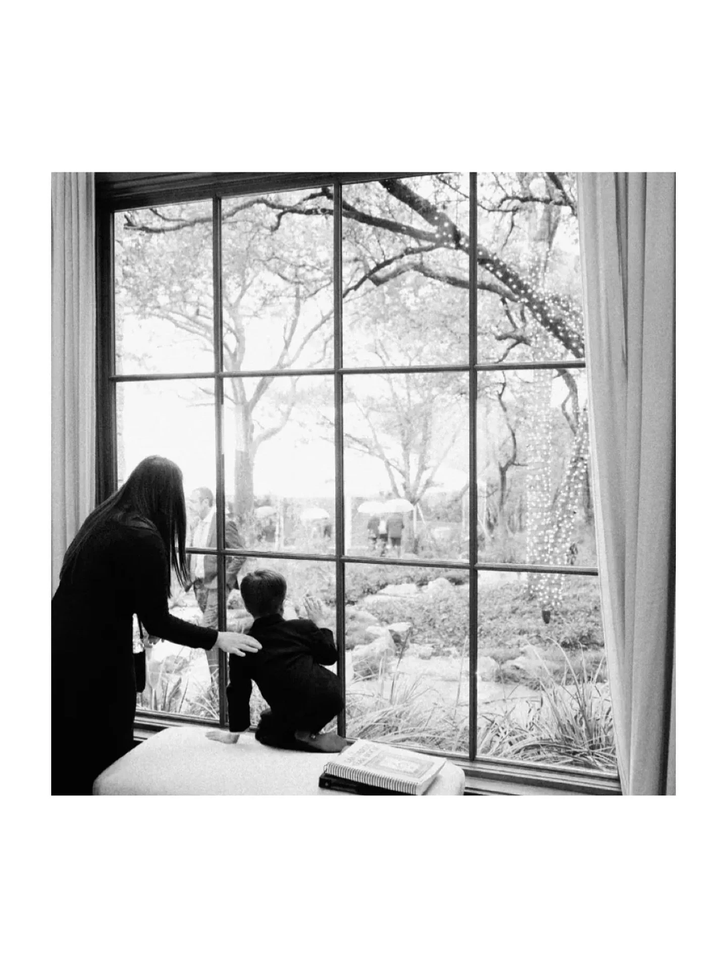 Checking out the ceremony.
@julianleaver @jacobco_creative @jacksondurhamevents  @sandoneproductions @jordankahnorchestra