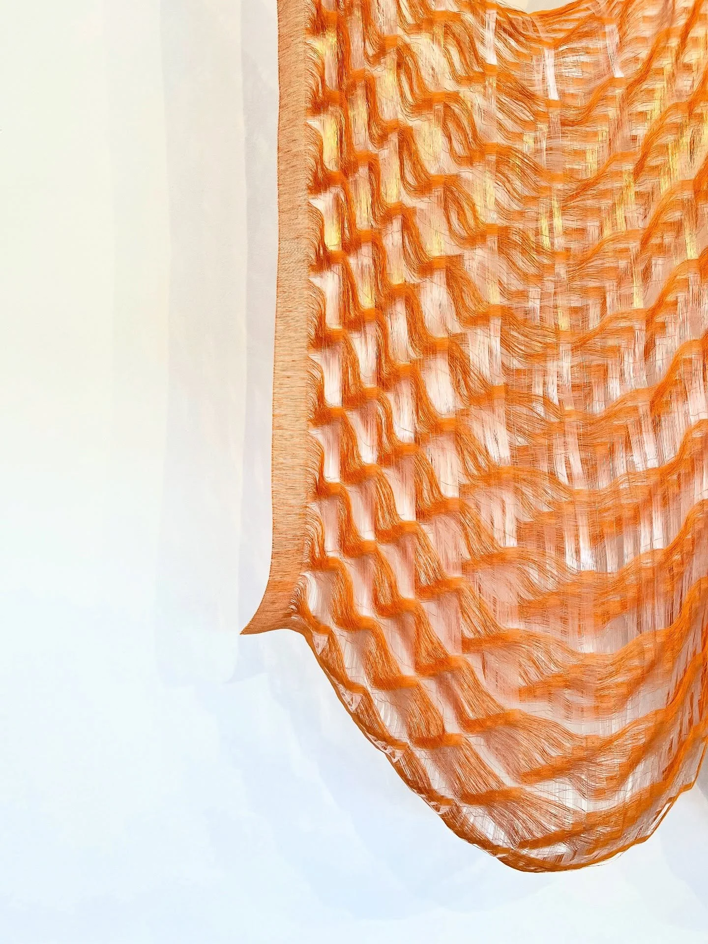 Physis, now on show on three locations, and in two countries at the same time! 🌞

My latest collection, of the 3D weaving journey that I&rsquo;ve been on since graduating @designacademyeindhoven in 2017, is now exhibited in my open studio @collabora