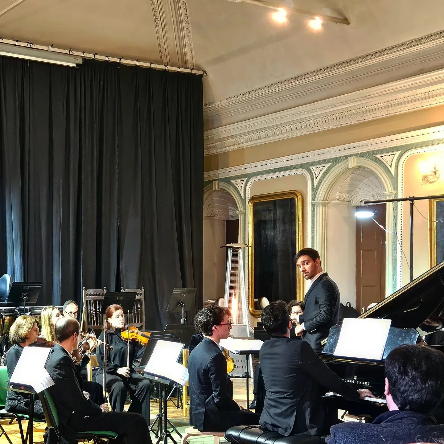 Un gennaio molto impegnativo e pieno di musica.

📍Concerto a Castanheira de P&ecirc;ra.
📍Concerto con l'orchestra Filarmonica das Beiras.

Sono felice di aver preso parte al X Coimbra World piano meeting, una settimana dove ho imparato tanto e si &
