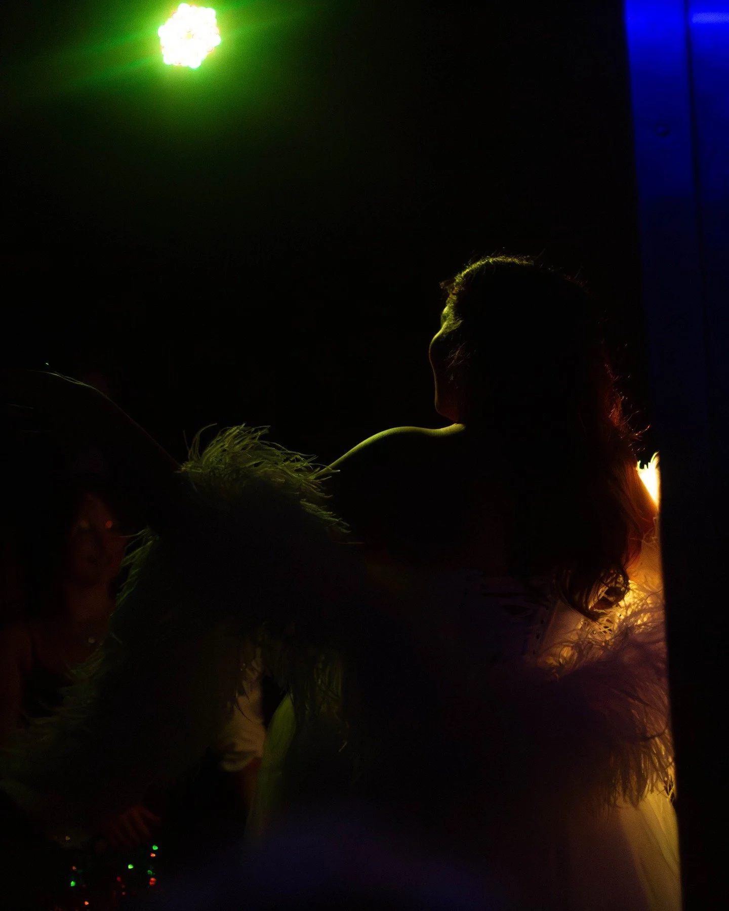 Getting together bits and pieces so I can find my way to more stages near you XOXO Keep an eye out for me, cause I'll be there 💋

📸: @bluerskys_photography 
📍: Eat Your Heart Out: Loathers Edition February 2026

#burlesquedancer #pnwburlesque #mis