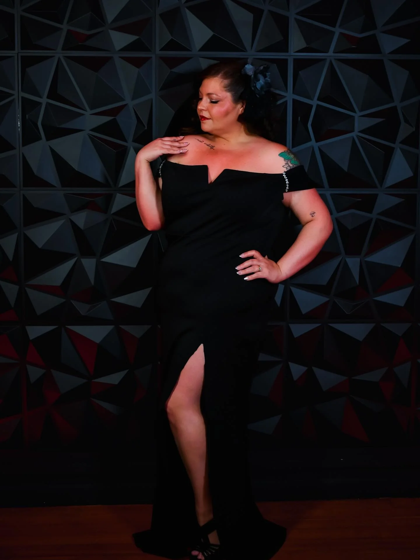 Less than two weeks until @vaudevillainsspokane presents the Garden of Earthly Delights! I hope you have your tickets in hand - this event is sure to sell out soon. 💋 See you there

📸: @christyalejandraphotography 

📍: @theguardianspokane Spokane,