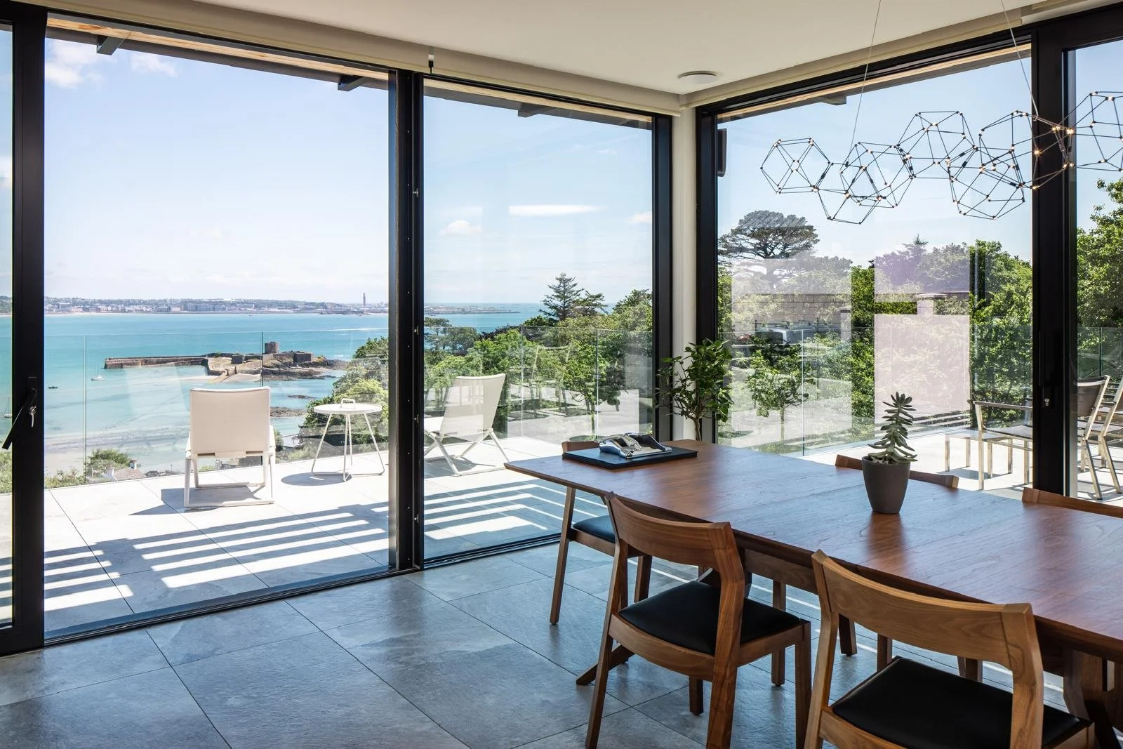 WhatsApp Image 2025-01-05 at 17.50.16 (18).jpeg