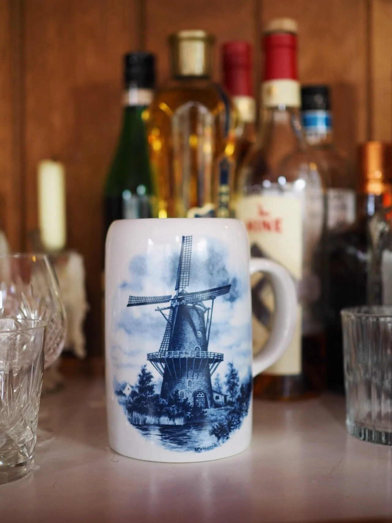 7.10.25. We aren&rsquo;t a Dutch themed restaurant but you&rsquo;ll find a nod, a wink, a doff of the cap, a handshake, a warm smile to the Dutch heritage of owner Leo&rsquo;s&rsquo; paternal family. You&rsquo;ll also find Bitterballen on the menu. 
