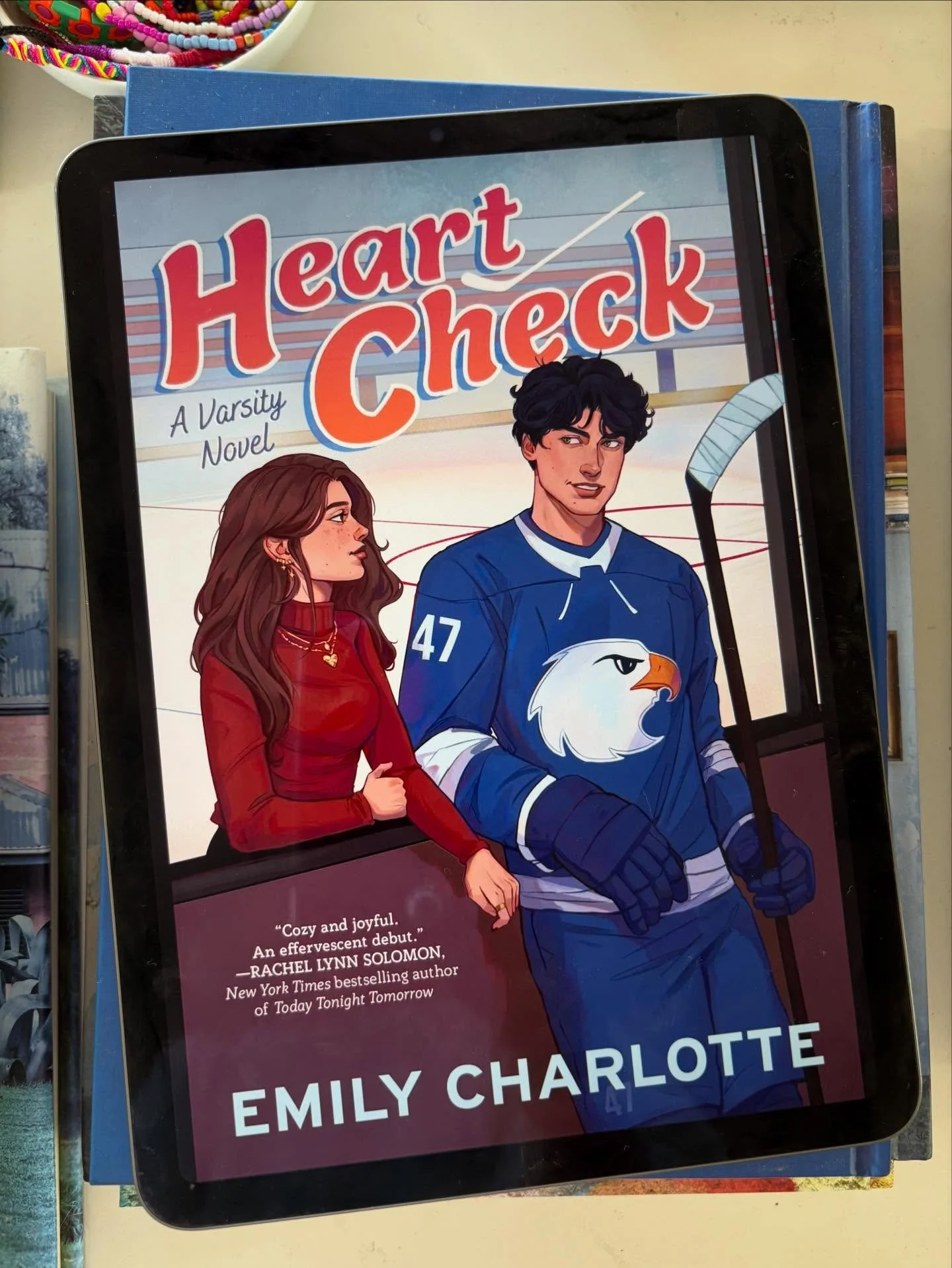 🌟🌟🌟🌟 🌟 HEART CHECK - Emily Charlotte (ARC read) 

YA high school hockey romance.
Luke is Mr Popular, a jock and star hockey player, while Harper flies under the radar making jewellery and advocating for the arts. They know each other because Luk