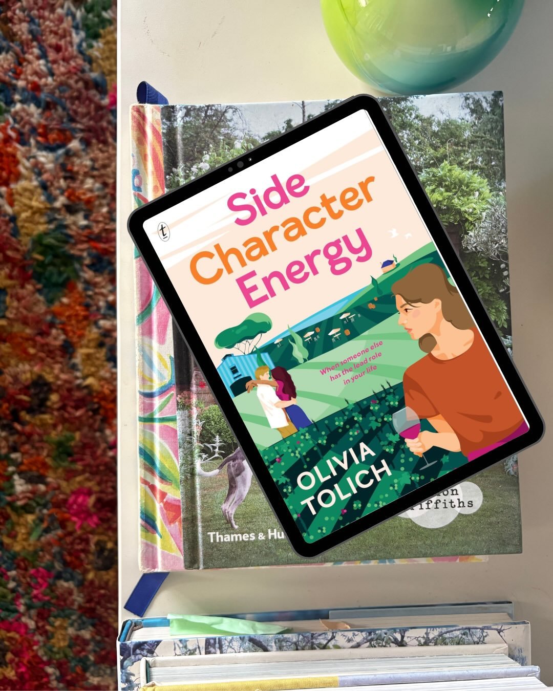 🌟🌟🌟🌟🌟. SIDE CHARACTER ENERGY - Olivia Tolich

This is terrific! Funny and sad and messy and heartwarming. Totally a romance but also an insightful riff on female friendship and what happens when the bestie is toxic. 

Debut author Olivia Tolich 