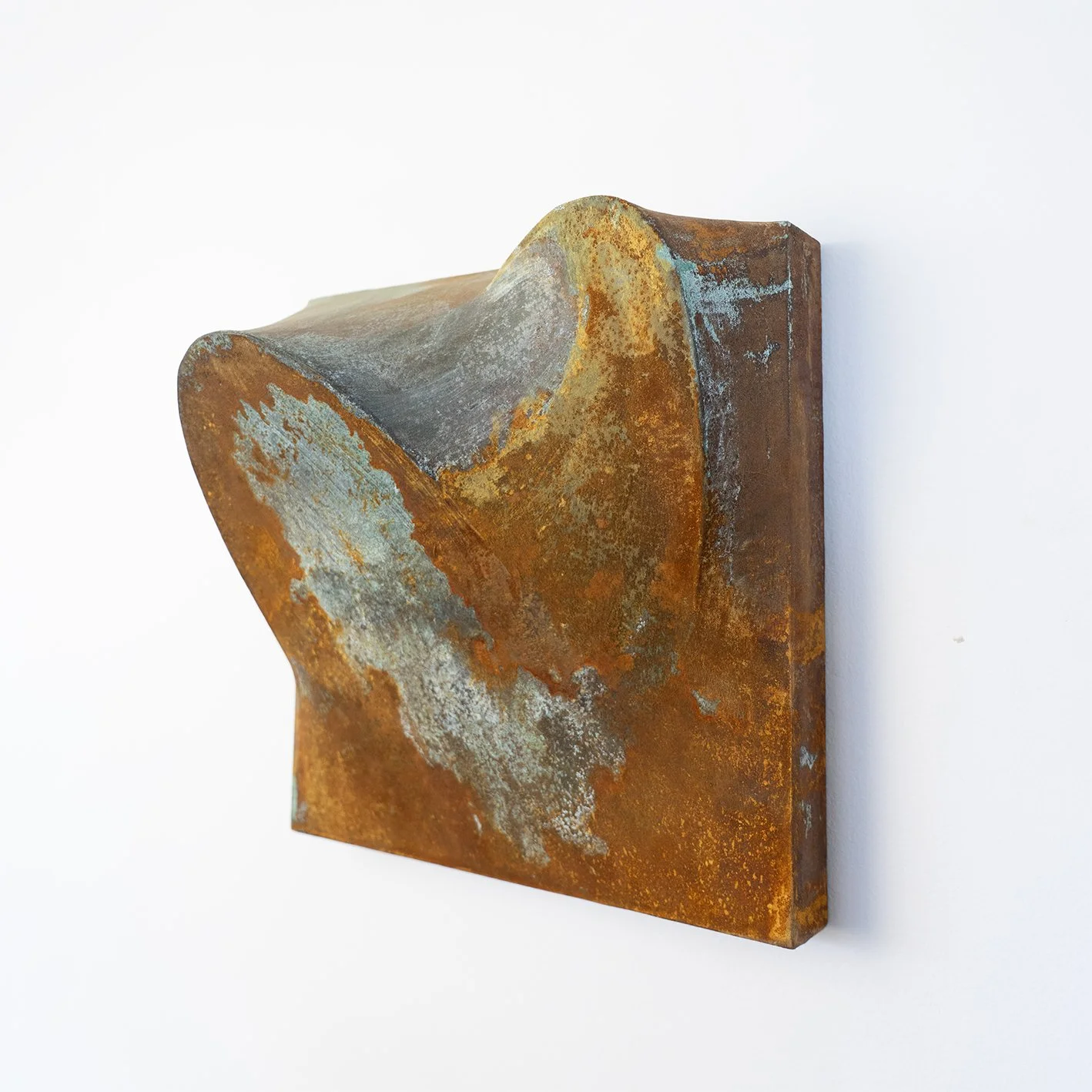 T_Karpowicz_Large Cocoon_4_Side_2.jpg