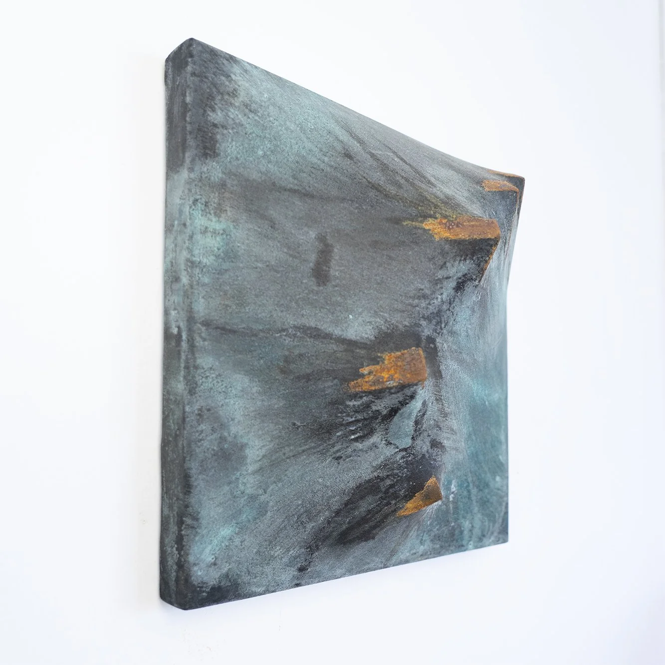 T_Karpowicz_Large Cocoon_9_Side.jpg