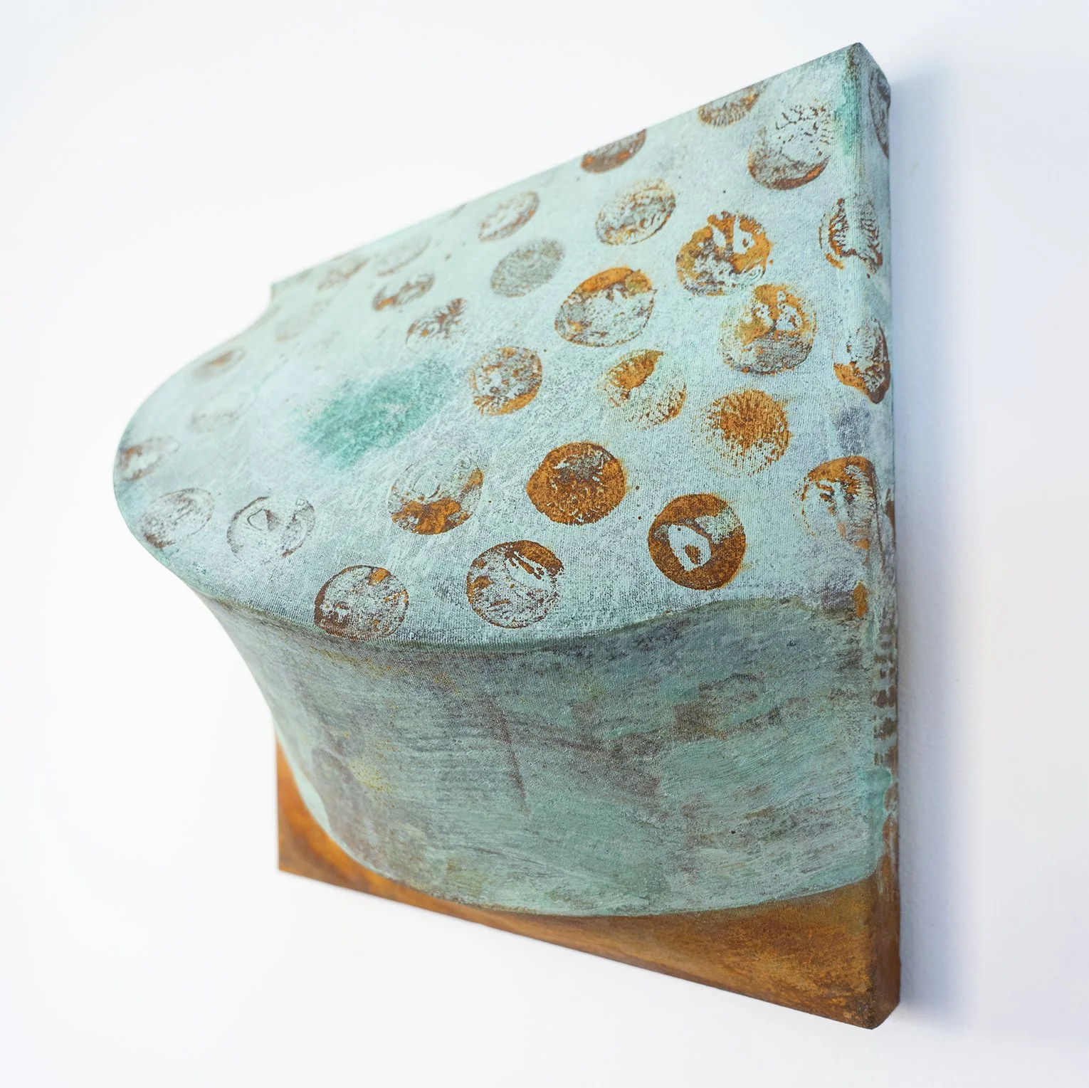 T_Karpowicz_Large Cocoon_10_Side_2.jpg