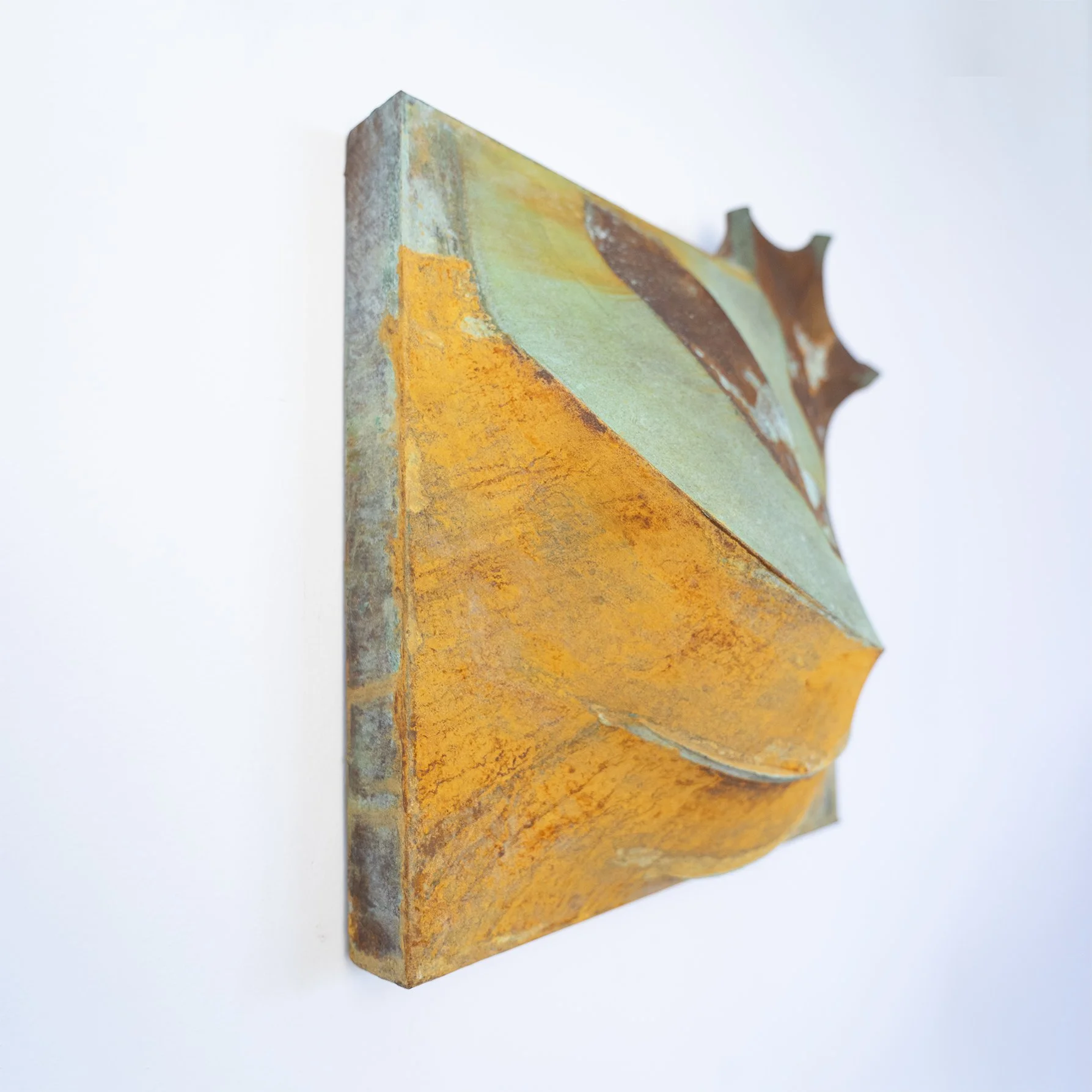 T_Karpowicz_Large Cocoon_3_Side.jpg