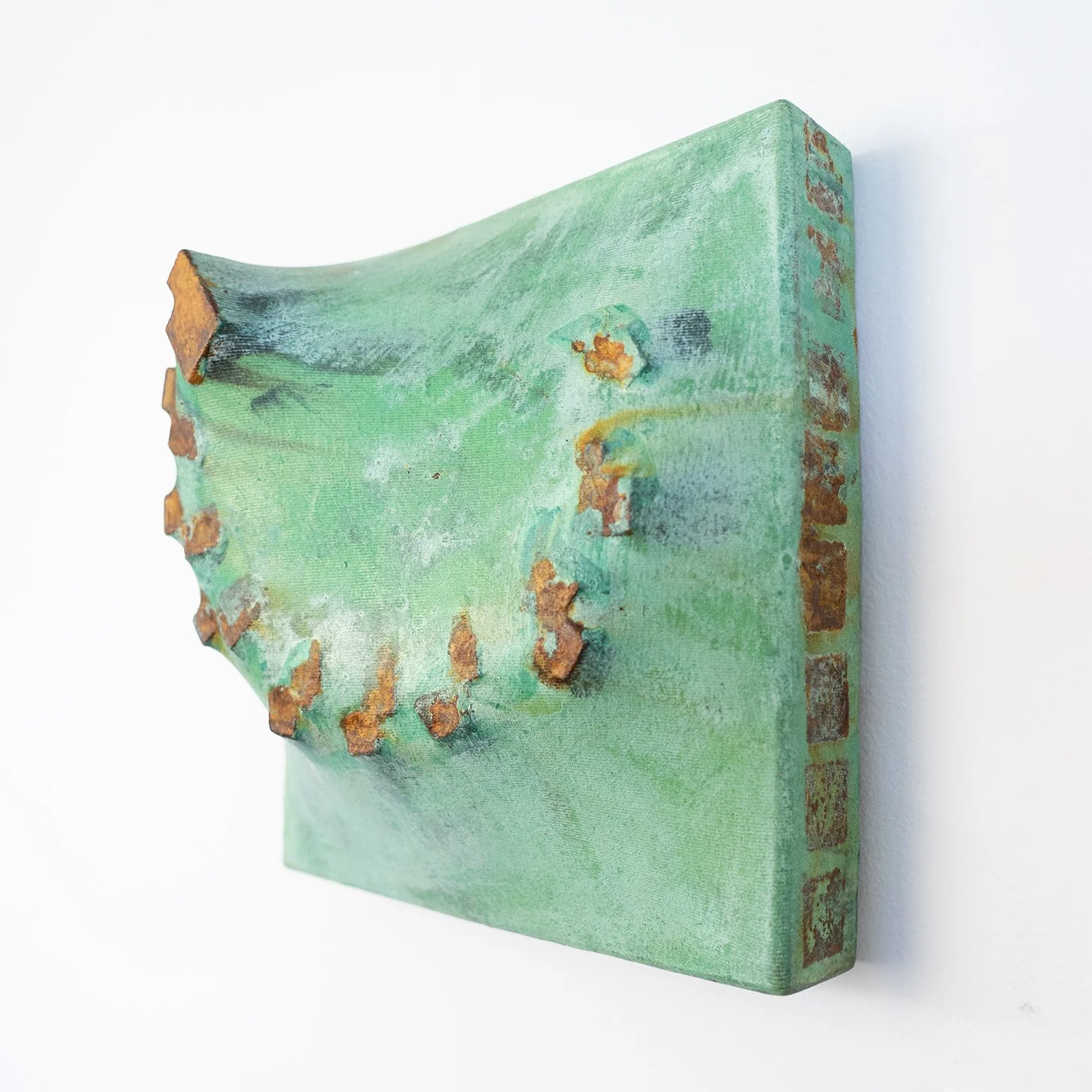 T_Karpowicz_Small Cocoon_10_Side_2.jpg