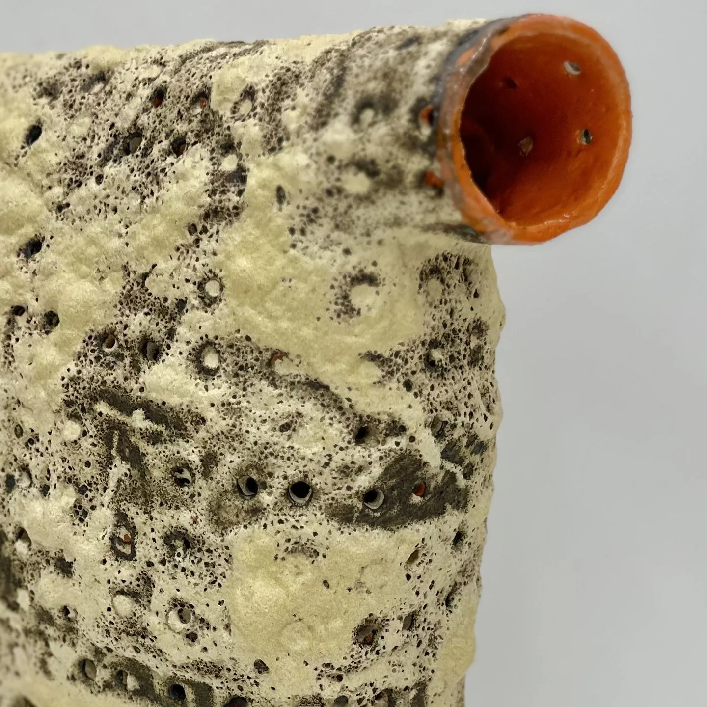 Birschbach_Ochre Lamp_DET.jpg