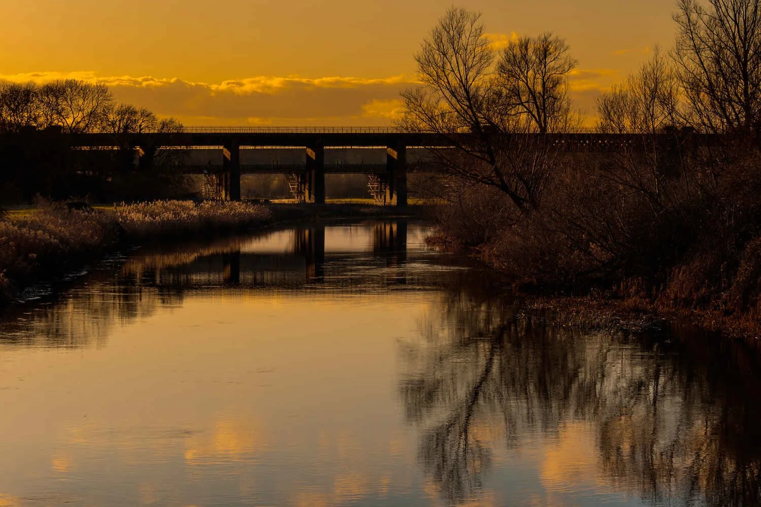 Sharnbrook-viaduct-Sunset-landscape-and-Great-river-Ouse-Bedfordshire.jpg