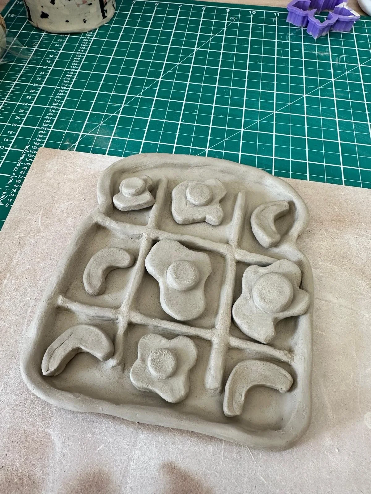 Make your own TIC TAC TOE BOARD!!