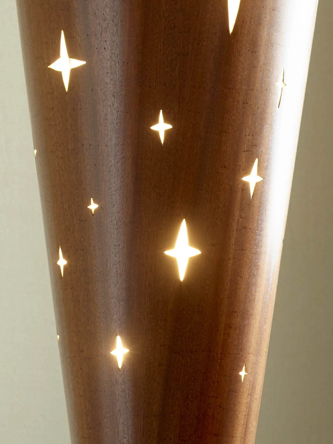 Totem_floorlamp3.jpg
