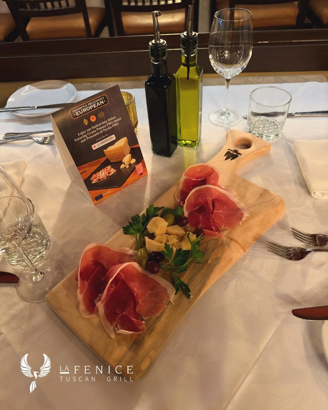 Introducing a refined appetizer featuring Prosciutto di Parma PDO, Grana Padano PDO, and Mediterranean olives, delicately drizzled with extra virgin olive oil.

In partnership with the Distinctly, Deliciously European program and @italchambers, this 