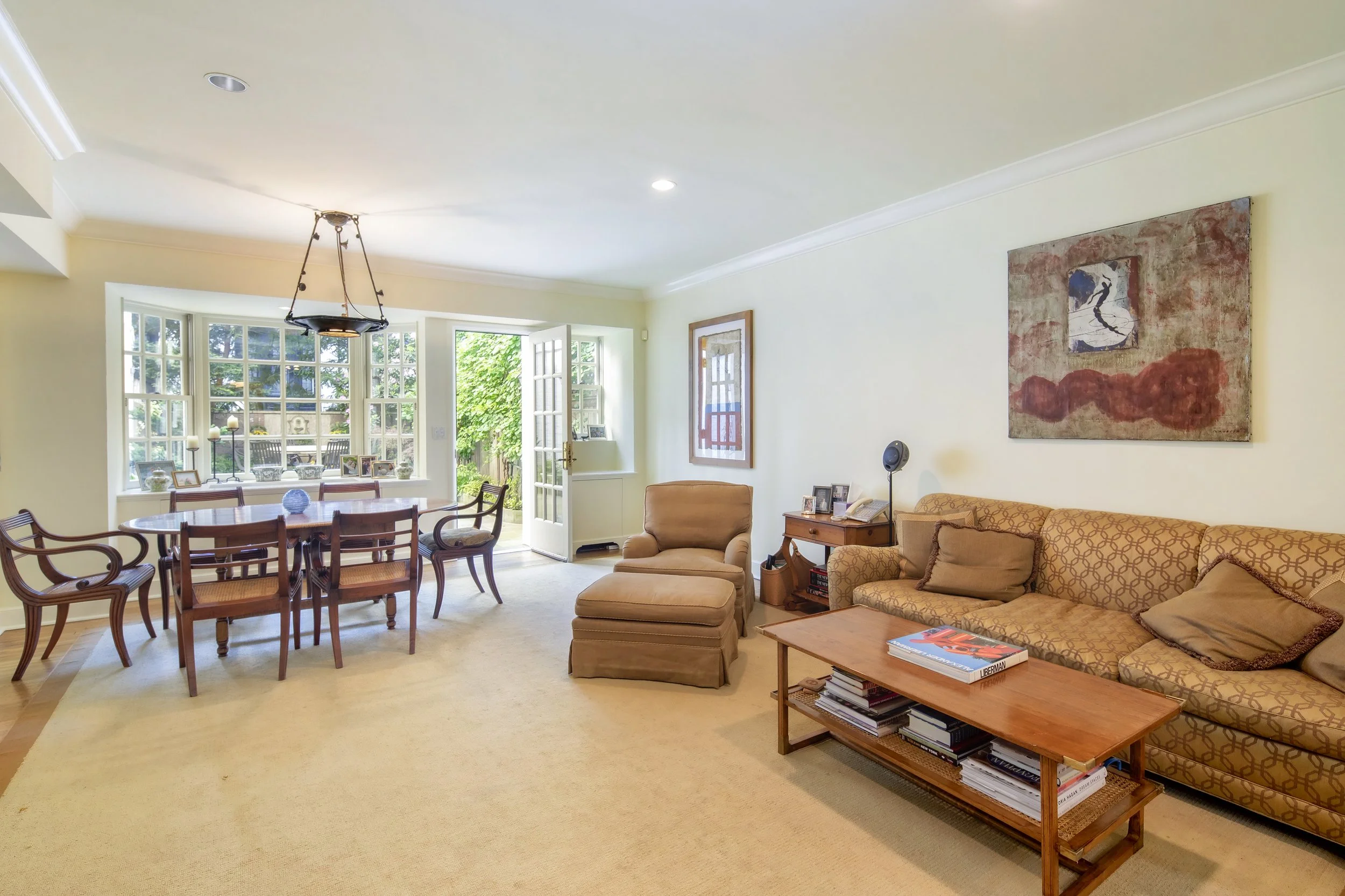 04-173 East 70th St    - 19650881--173East70thSt-TH-FamilyRoom2_ch_ch.jpg