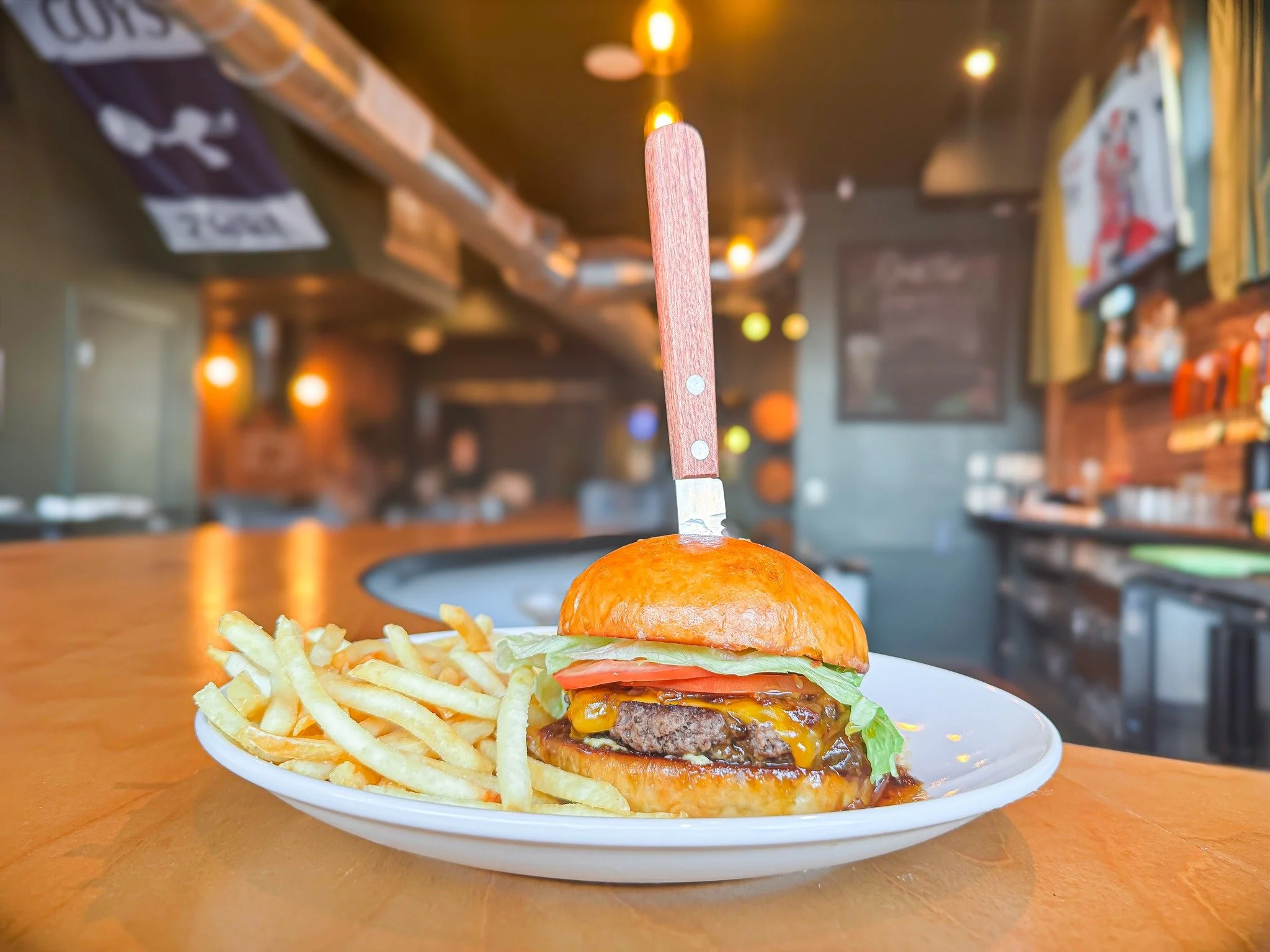 🎉 Hello, 2026. Let&rsquo;s eat, drink, and settle in. 🍔🍻
We&rsquo;re open today with regular hours, and kicking off the New Year the best way we know how &mdash; great food, great beer, and live music all weekend.

🎶 Live Music | 7&ndash;10pm
Ton