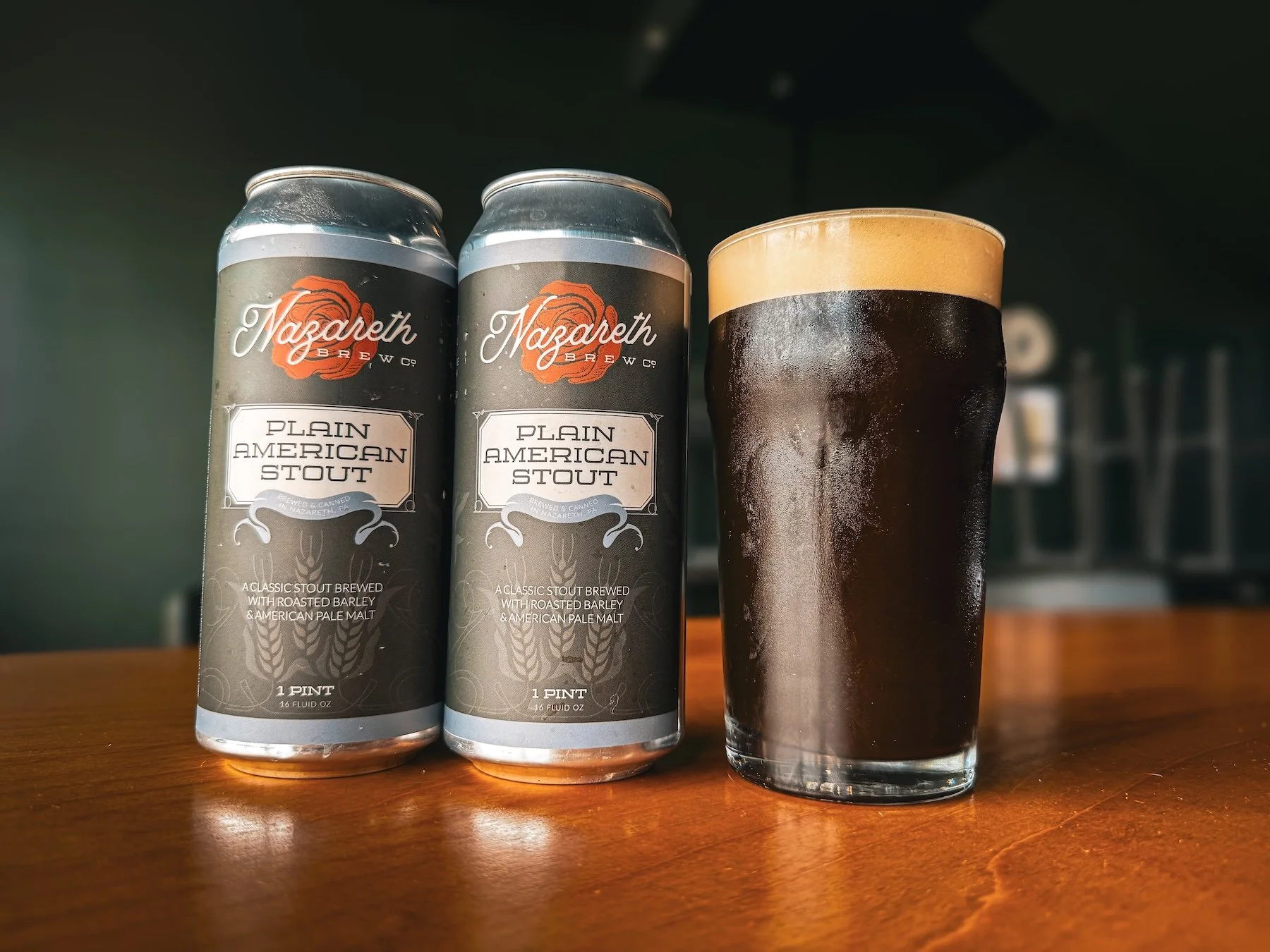 🎶 Tonight! Dina Hall live 7&ndash;10 PM 🎤
Grab food, craft beers &amp; kick off the weekend with great music! 

We open at 11am for lunch. Cheers 🍻