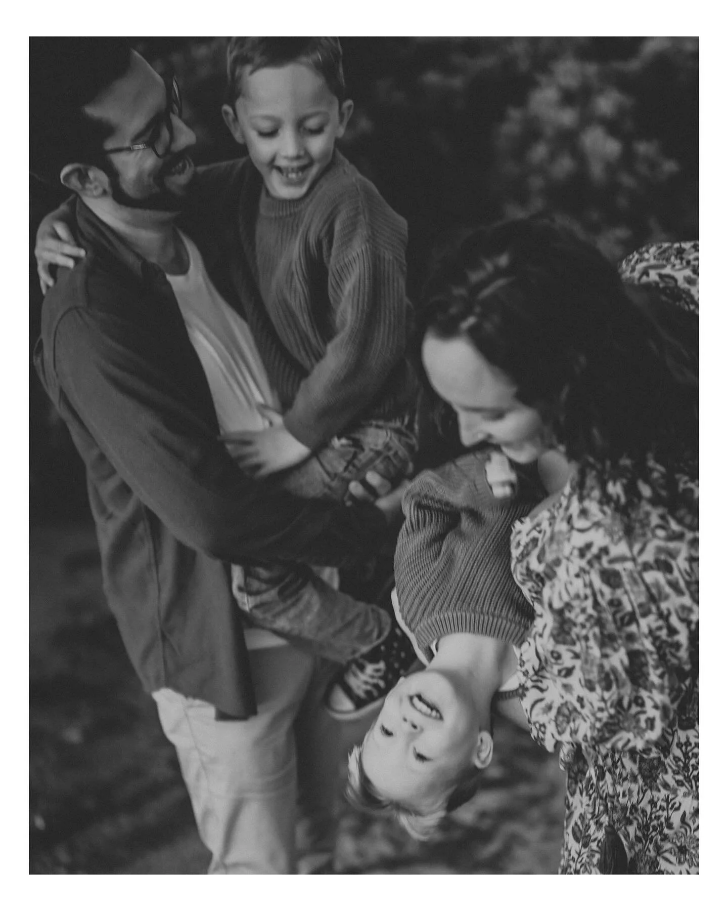 The Higgins family celebrating before the arrival of their baby girl 💗
Grateful to capture memories like these for my friends, love you guys ☺️🫶