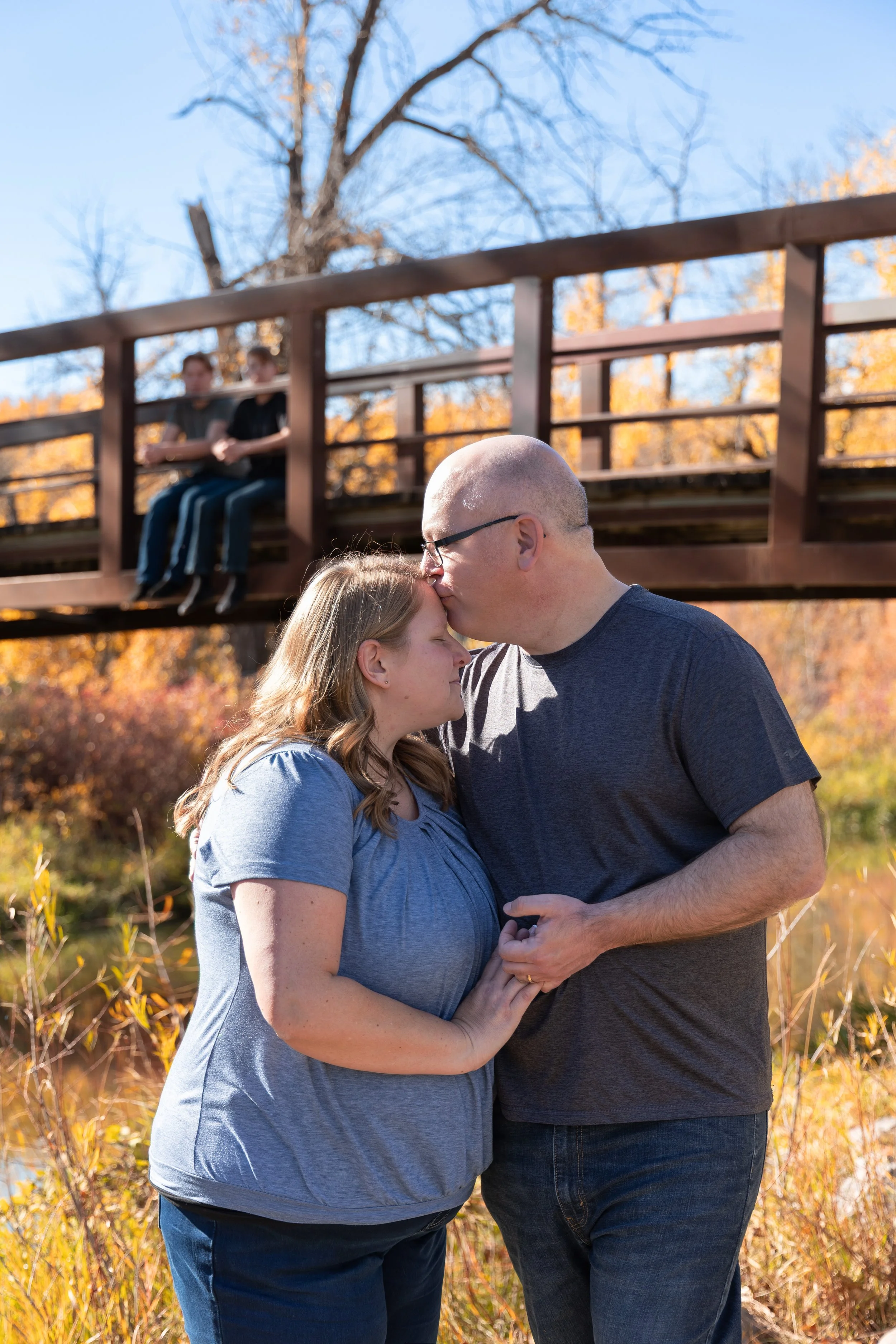 Sweetest Hockey Family Fall Session at Fish Creek in Calgary