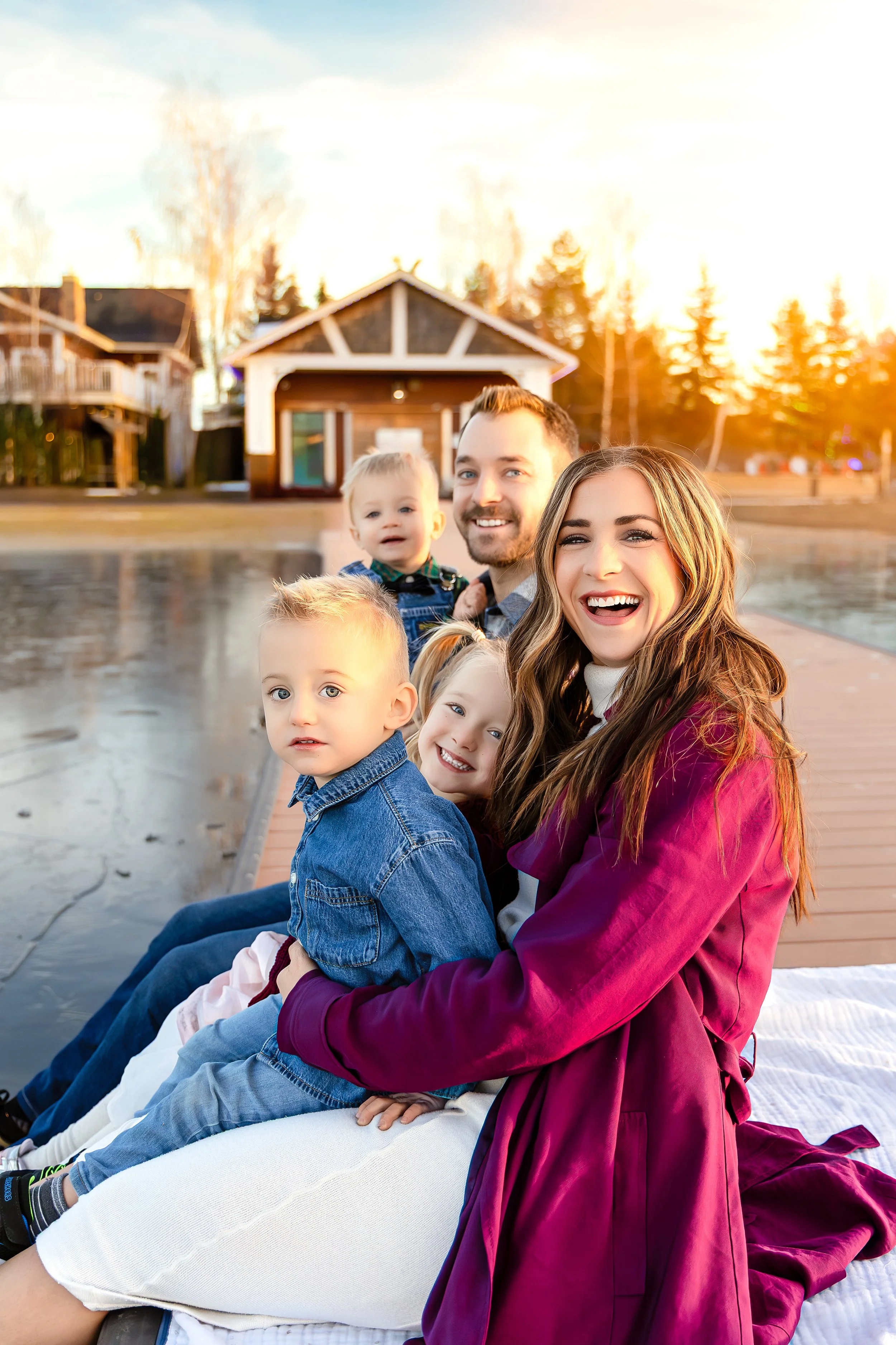 A Sunset Family Session in Auburn Bay