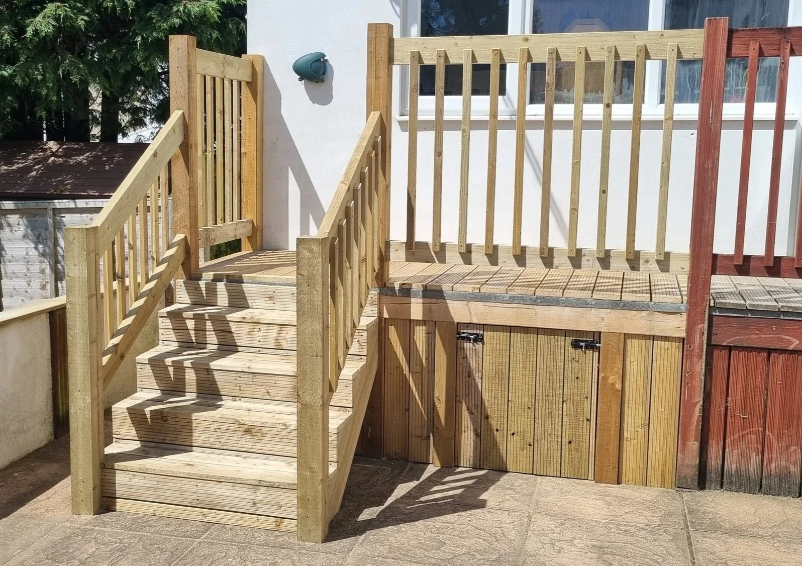 Decking+stairs+bournemouth+winton.jpg