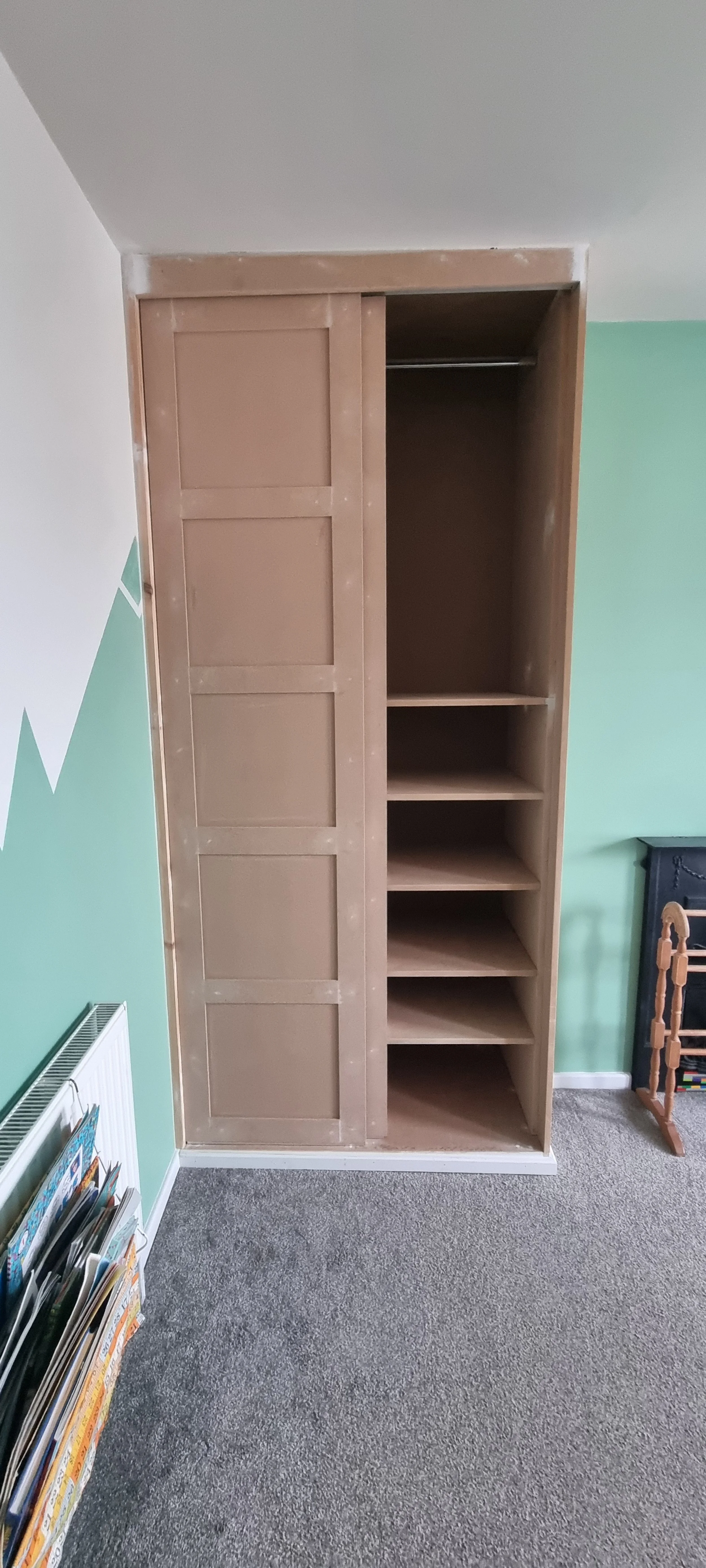 Sliding door wardrobe shelves.jpg