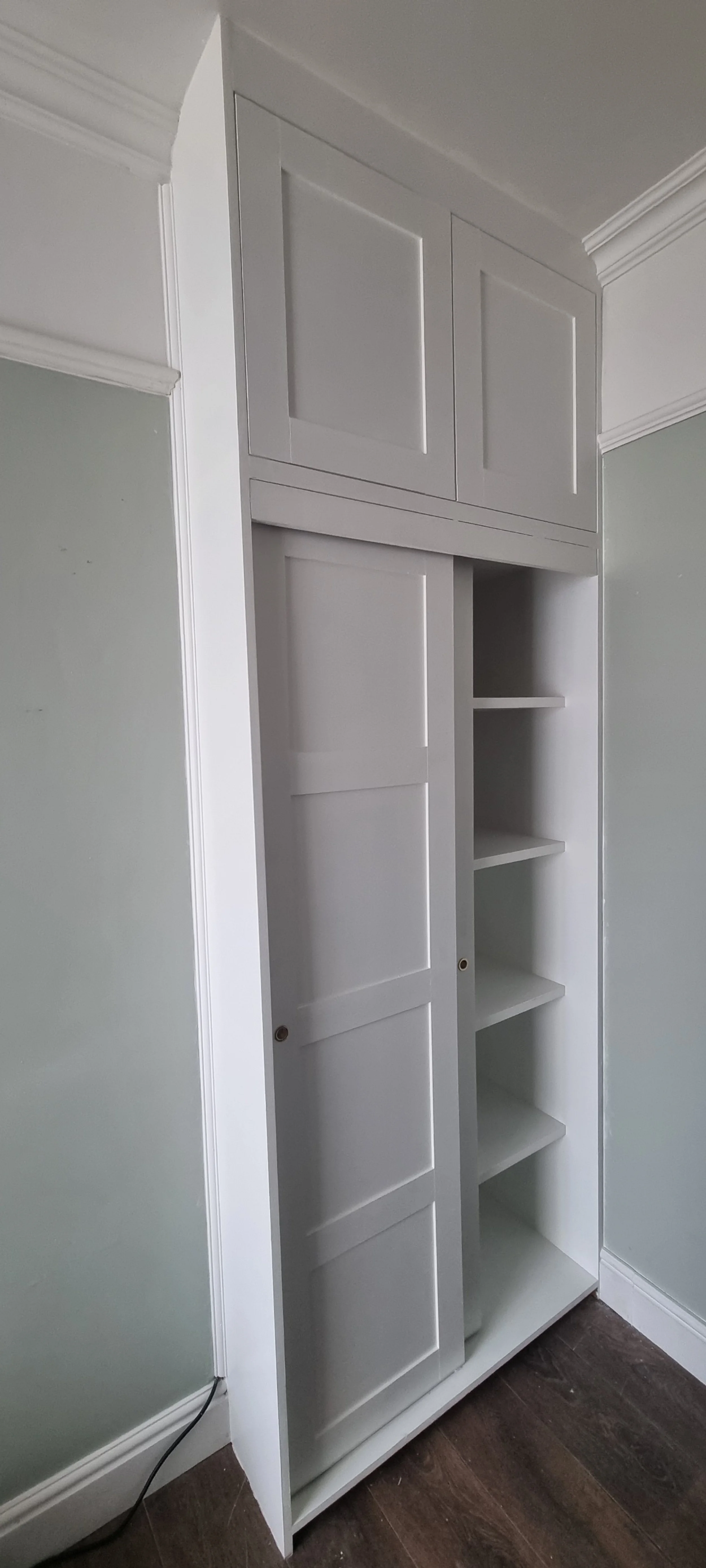 Sliding door wardrobe white bournemouth.jpg