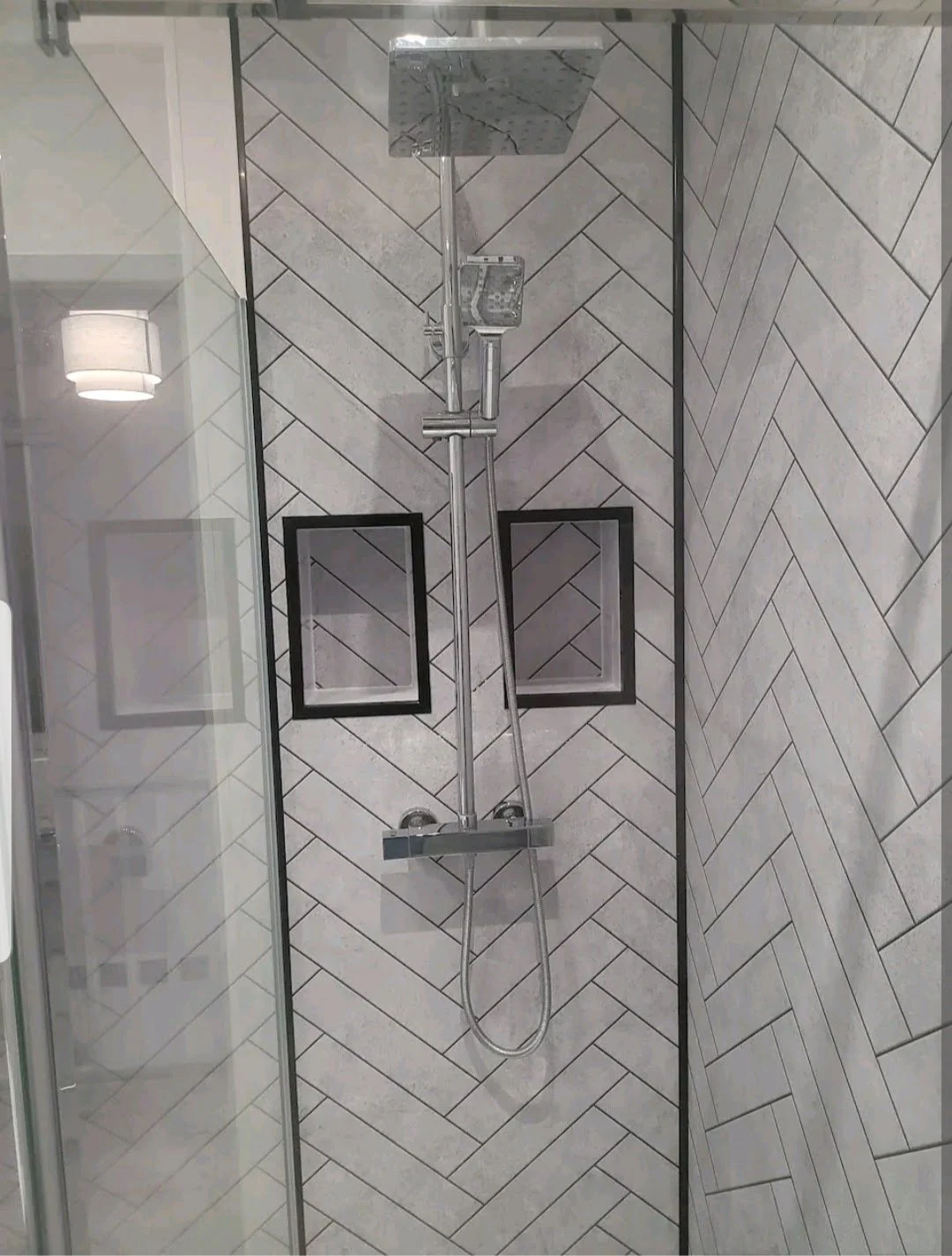 2 bed flat refurbishment shower.jpeg