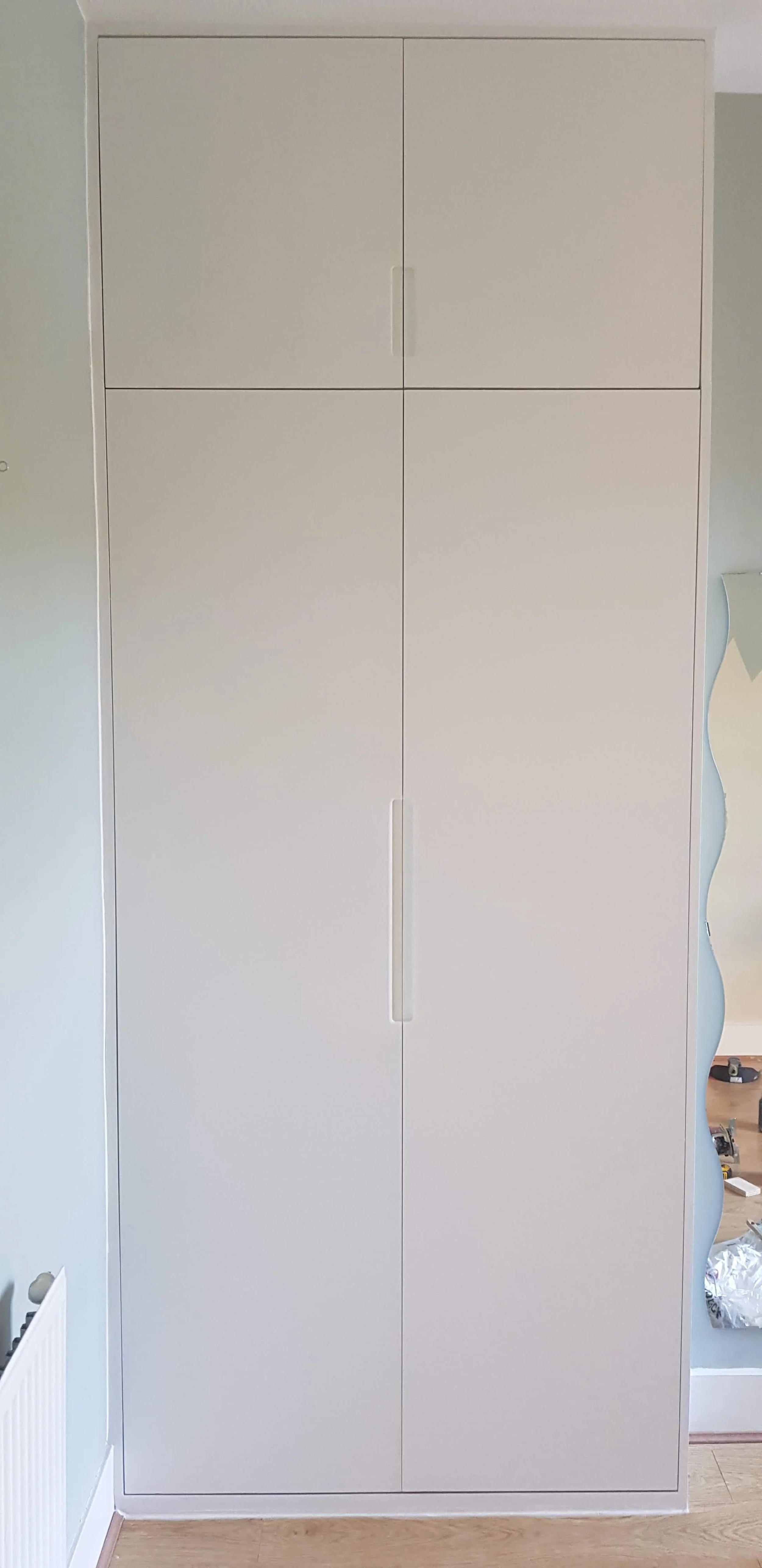 bespoke custom wardrobe closed.jpg