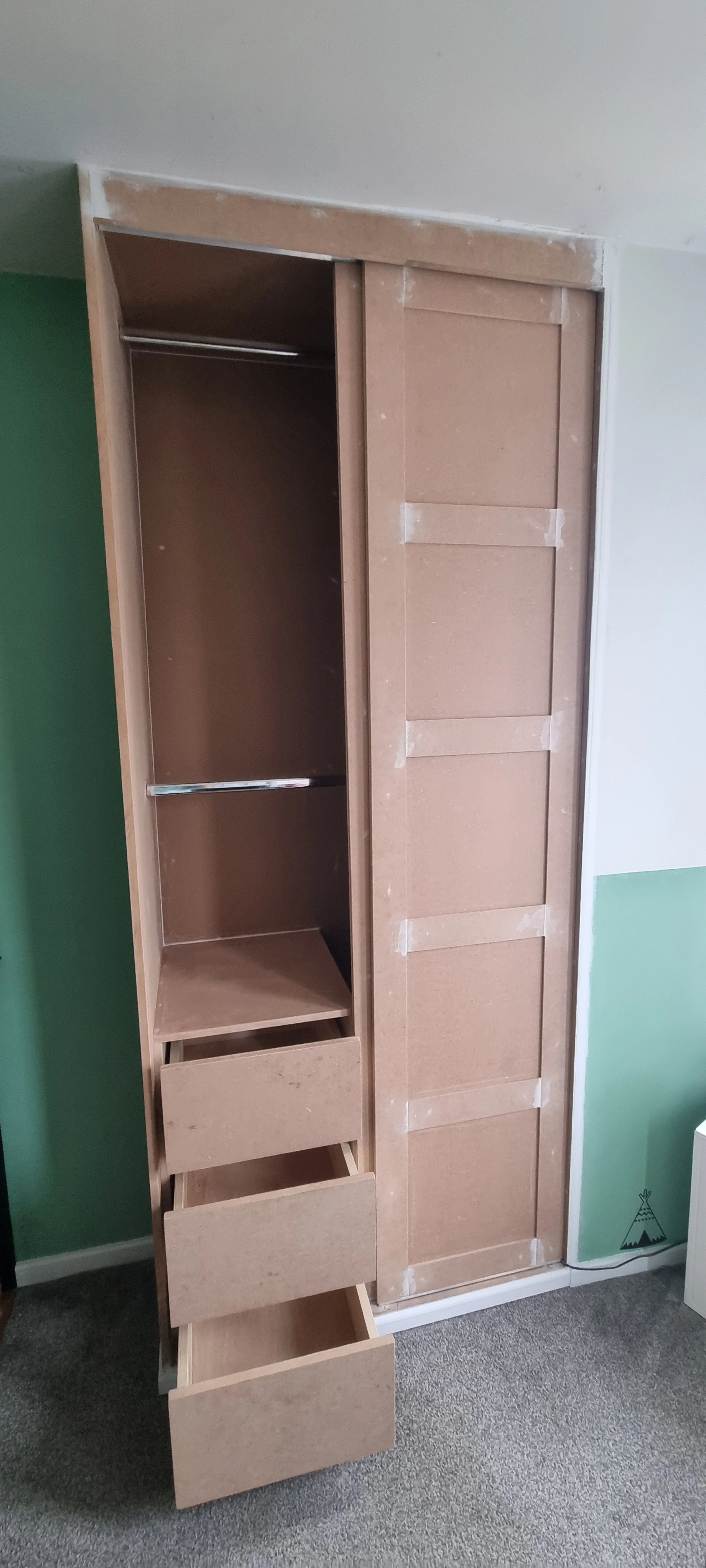 Sliding door wardrobe.jpg