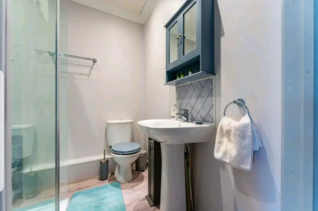 2 bed flat refurbishment bathroom after.jpeg