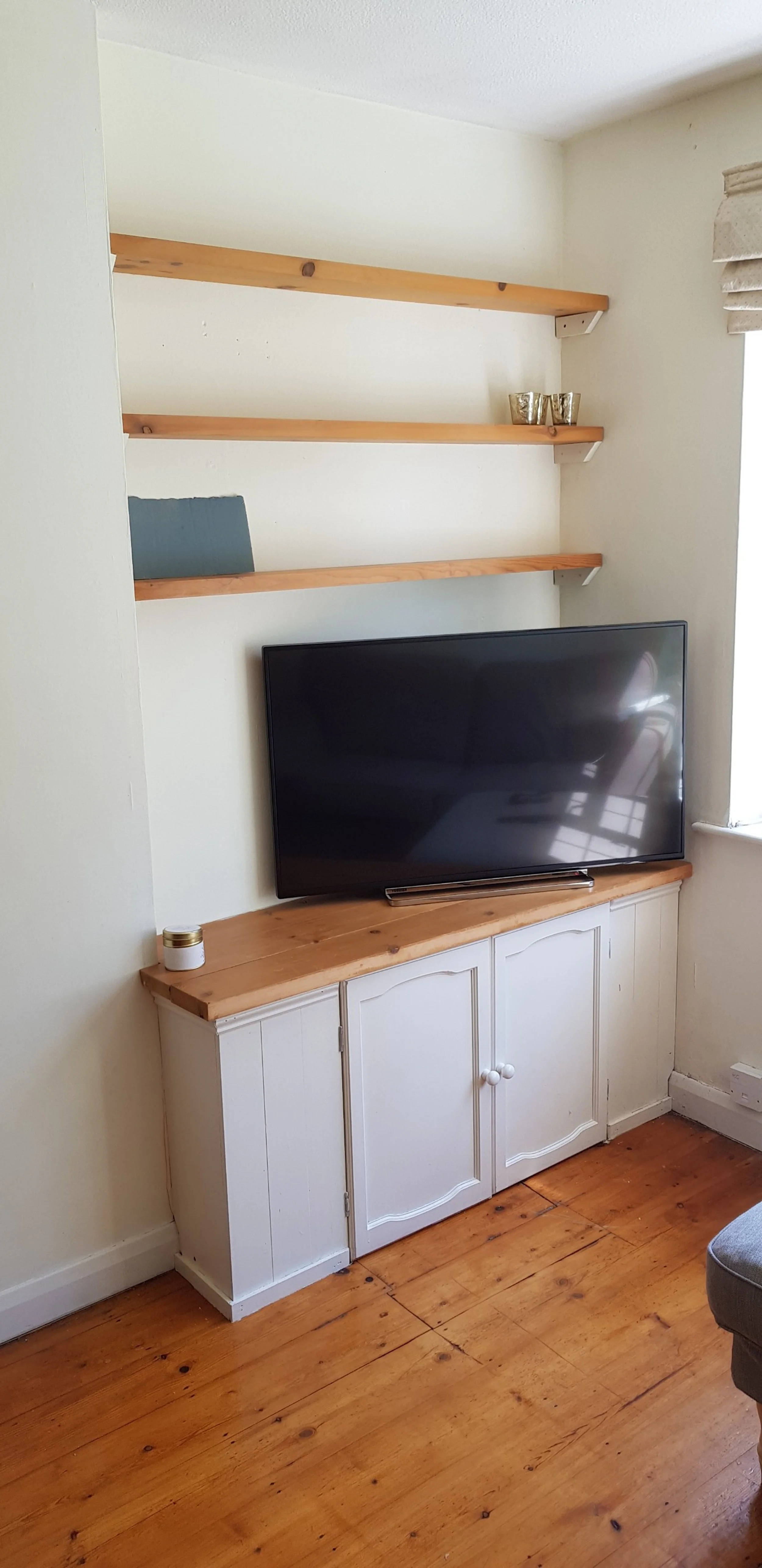 Alcove cabinets with pine tops.jpg