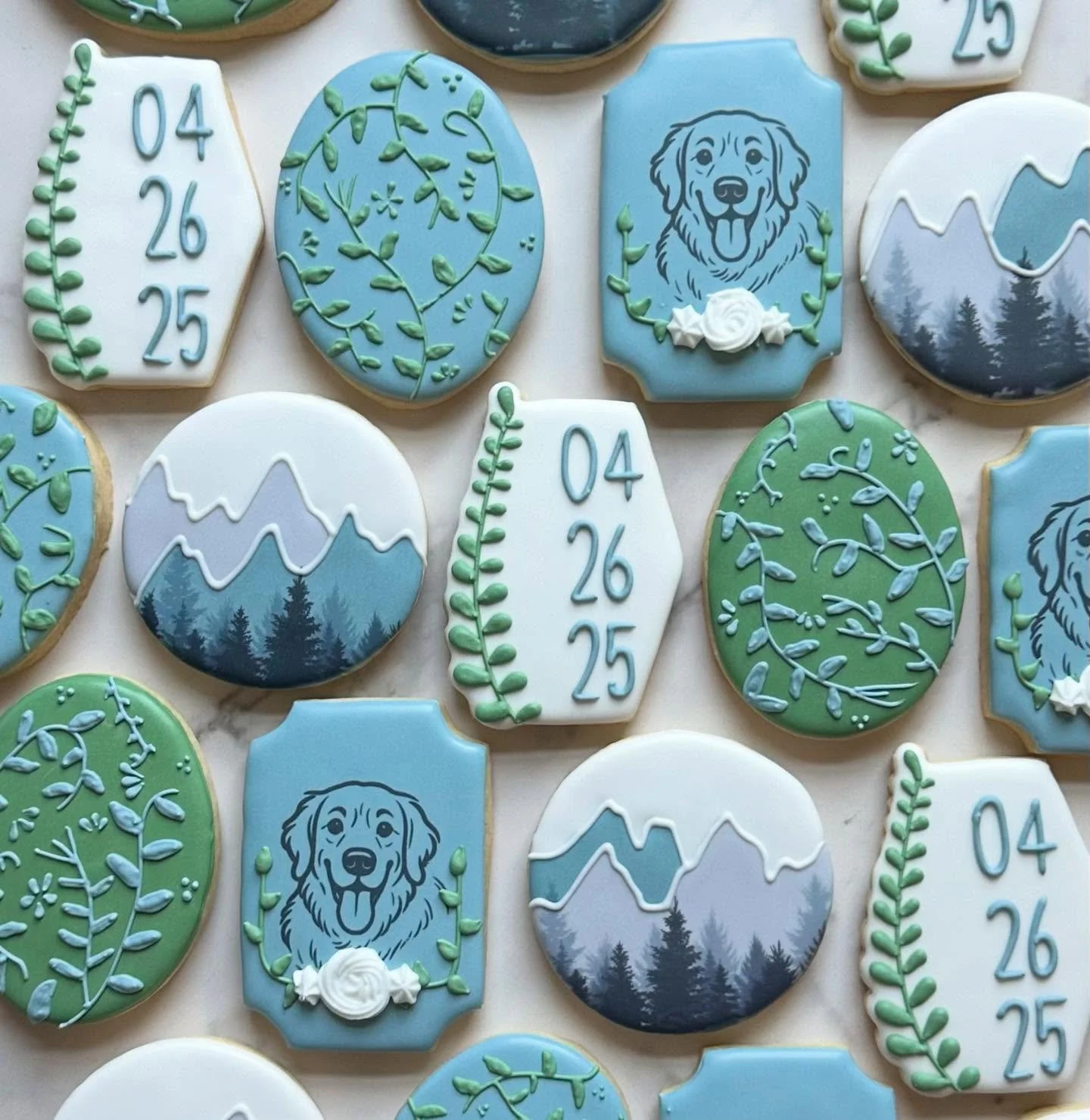 Such a fun detail adding the couple&rsquo;s dog into their wedding set! So grateful I get to be a part of so many special events!🍪💕