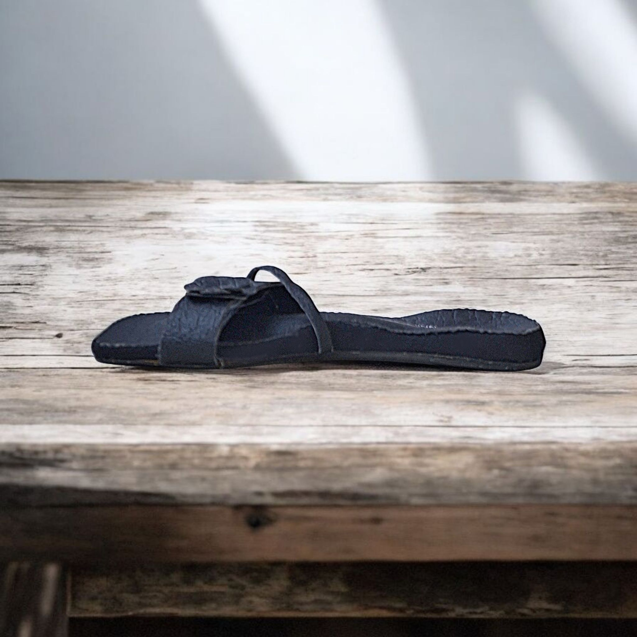Slide Black Side View.png