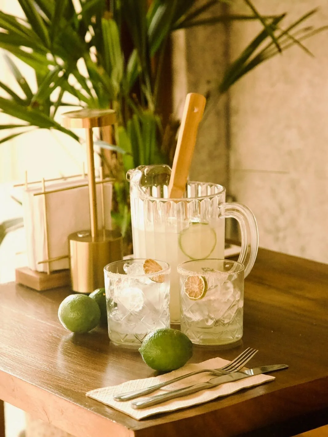 Pitchers, craft, or classic margs&hellip; the only hard part is choosing 🍋&zwj;🟩✨ Always fresh juices, handcrafted syrups, and 100% agave additive free tequila
.
.
.
.
.
.
#margarita #marg