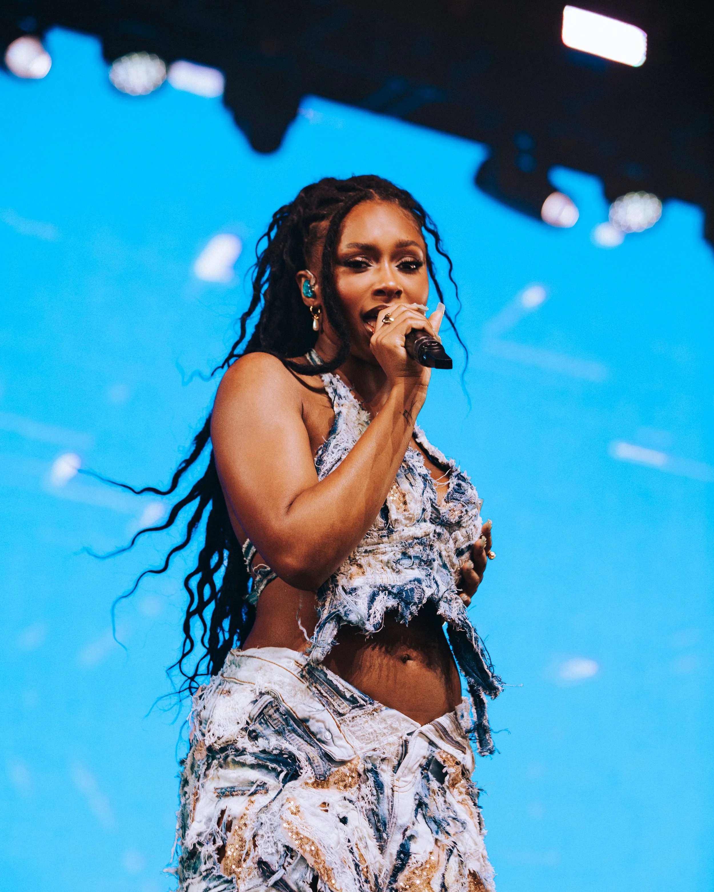 Coachella24_W2_E Velasquez_0110744.jpg