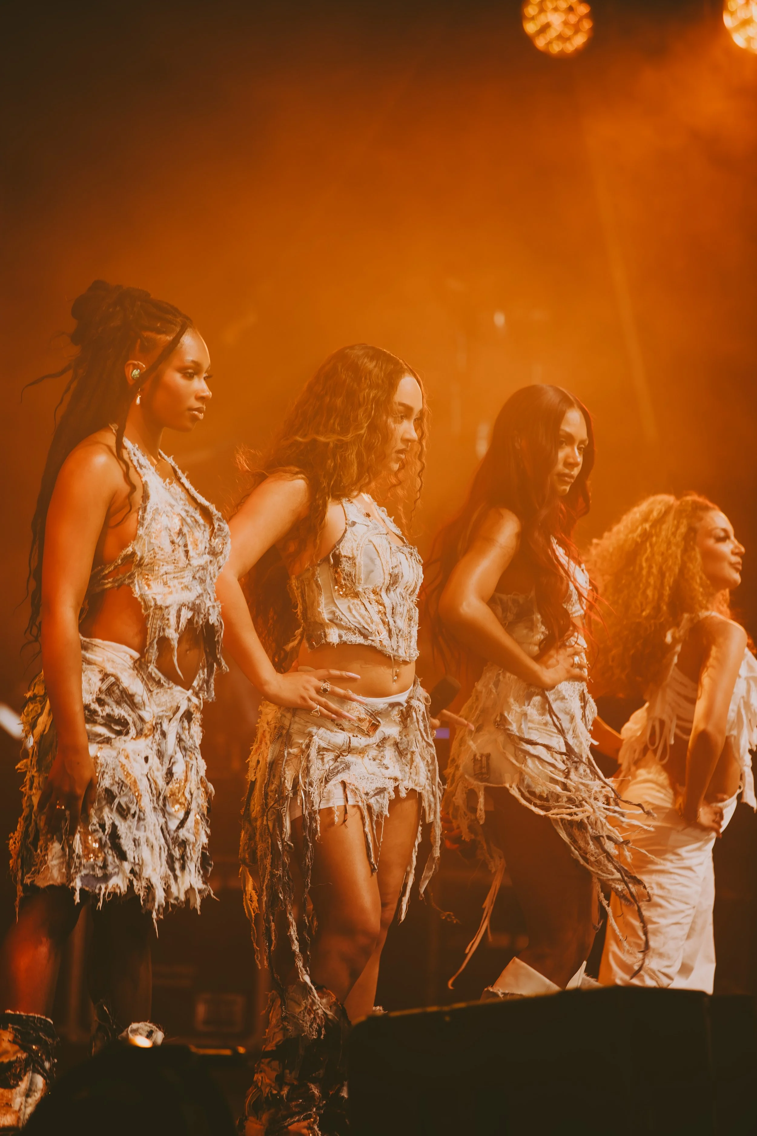 Coachella24_W2_E Velasquez_0112933-Enhanced-NR.jpg