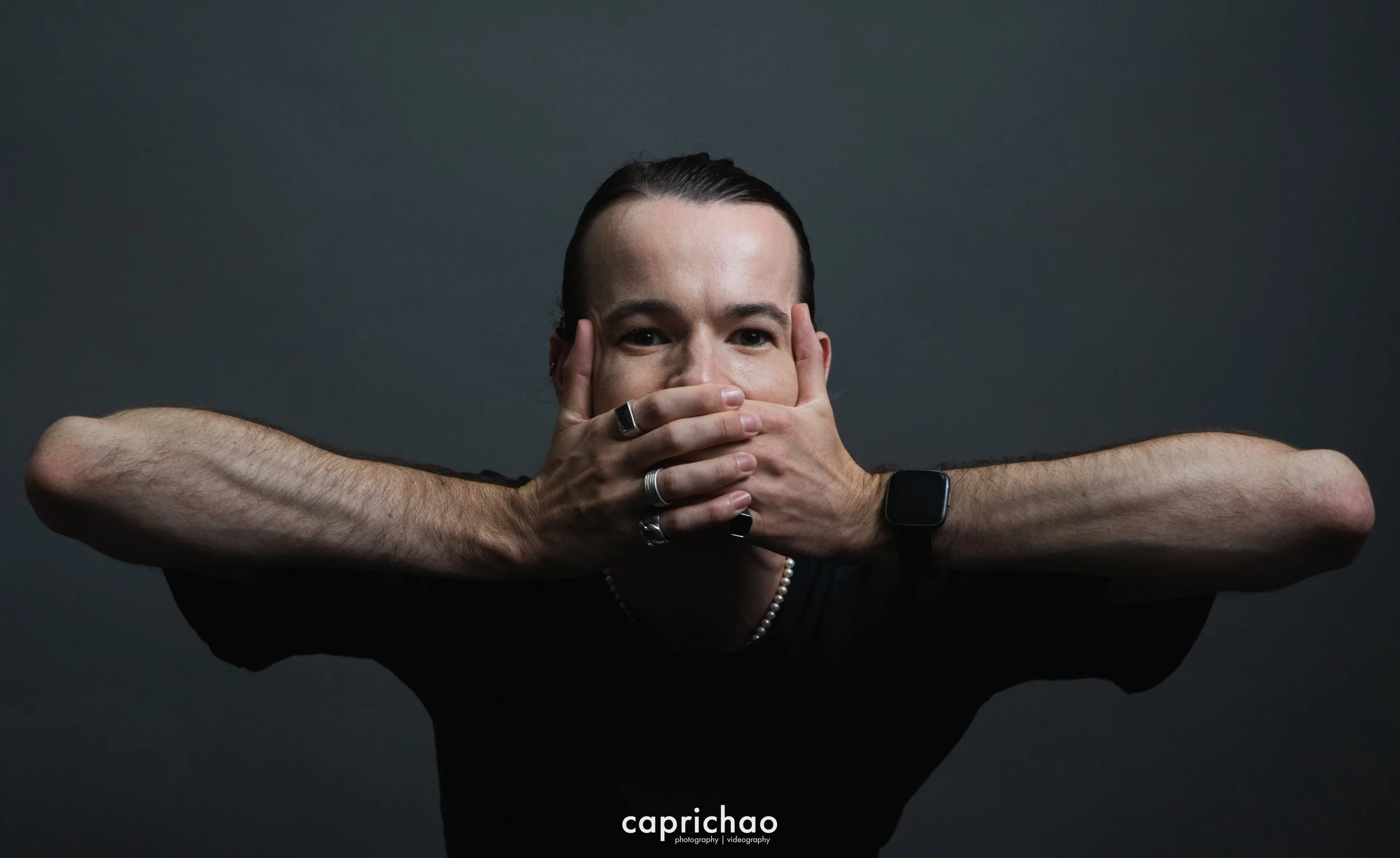 portrait-in-studio-2.jpg